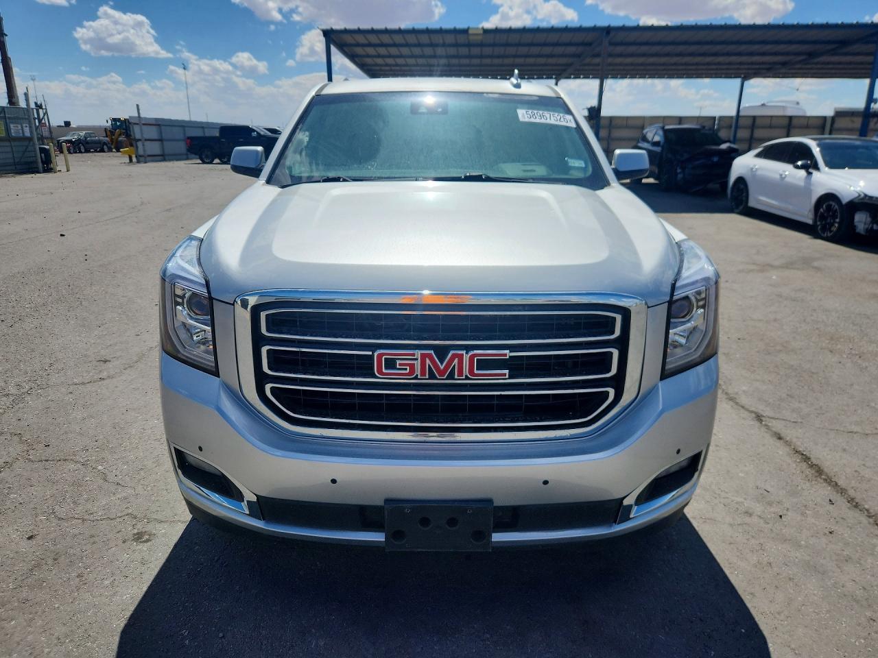 2017 GMC Yukon Slt - Image 5