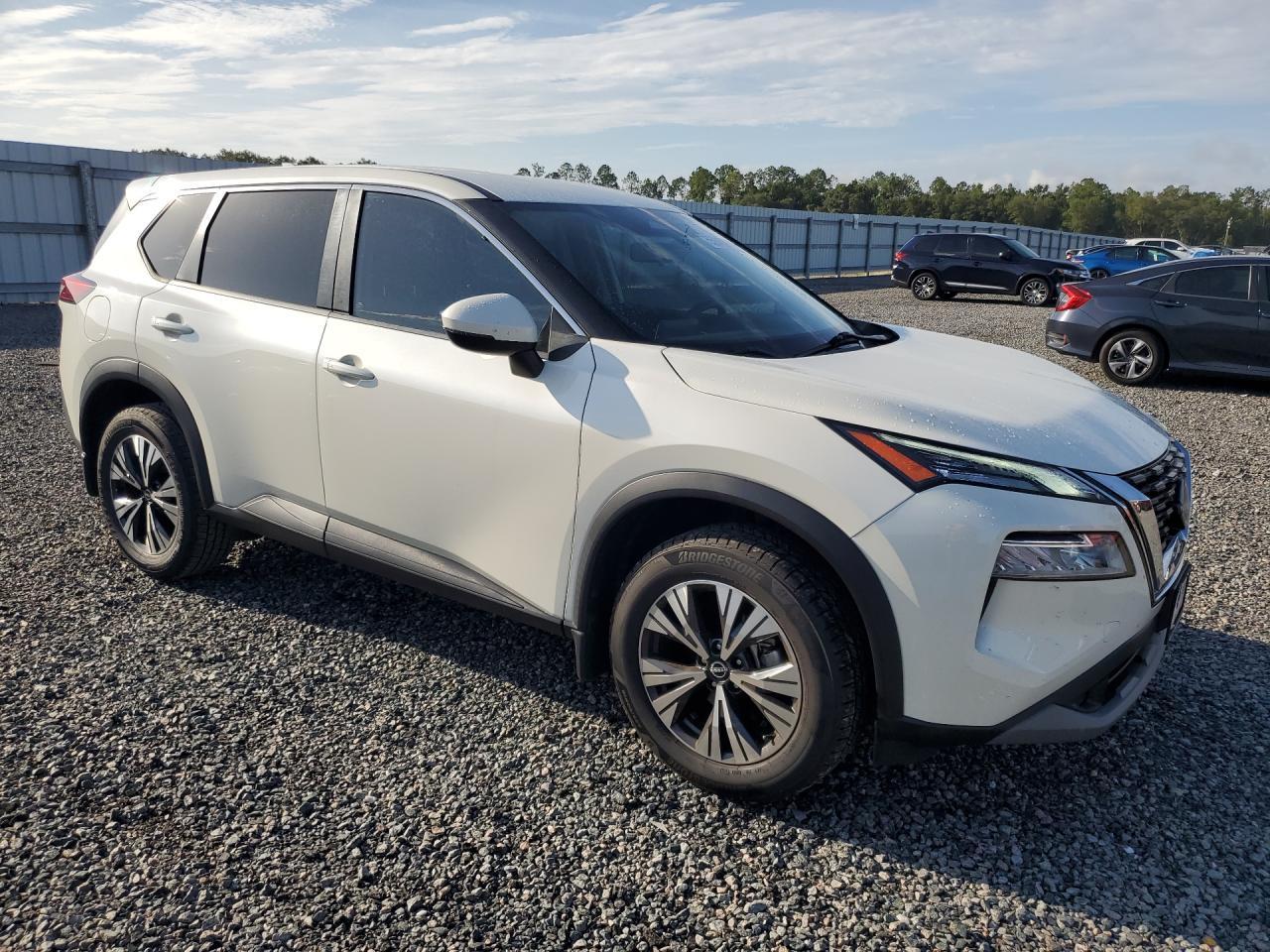 2023 Nissan Rogue Sv - Фото 4