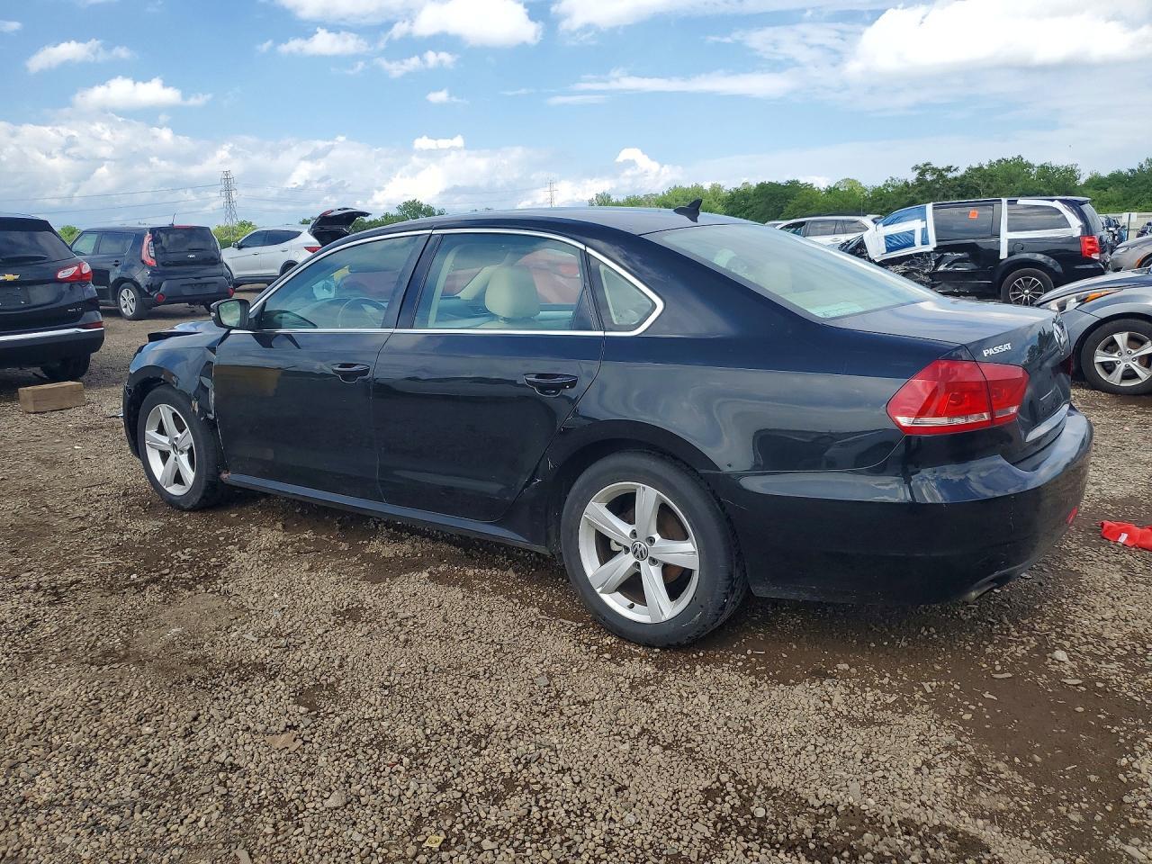 2013 Volkswagen Passat Se - Image 2