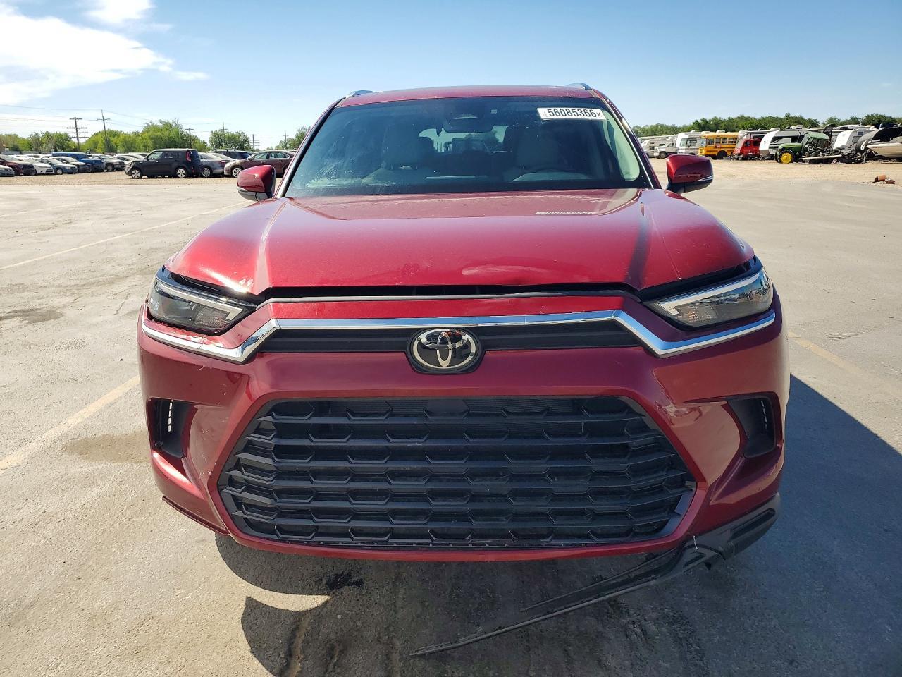 2025 Toyota Grand Highlander Xle - Image 5