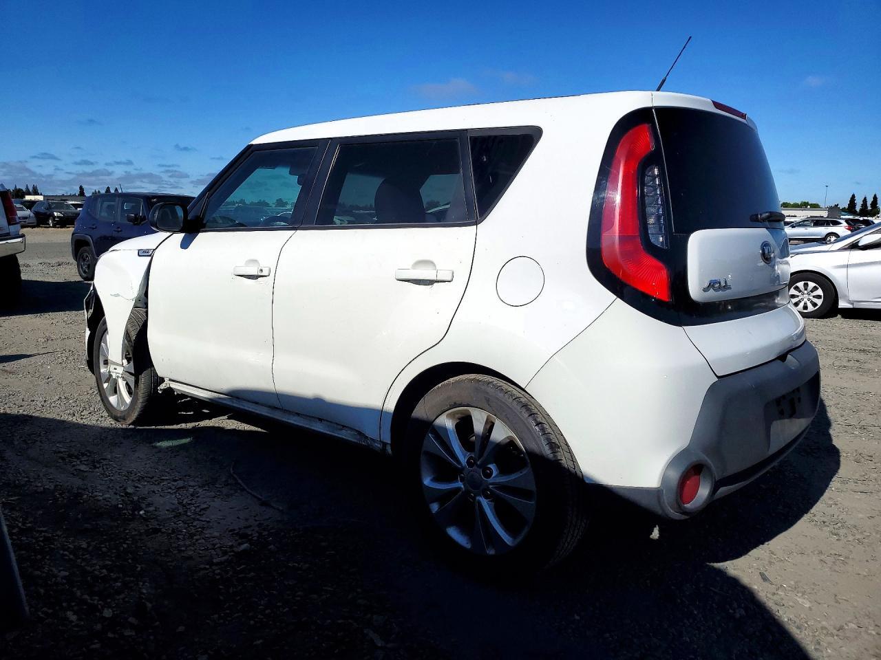 2015 Kia Soul + - Image 2