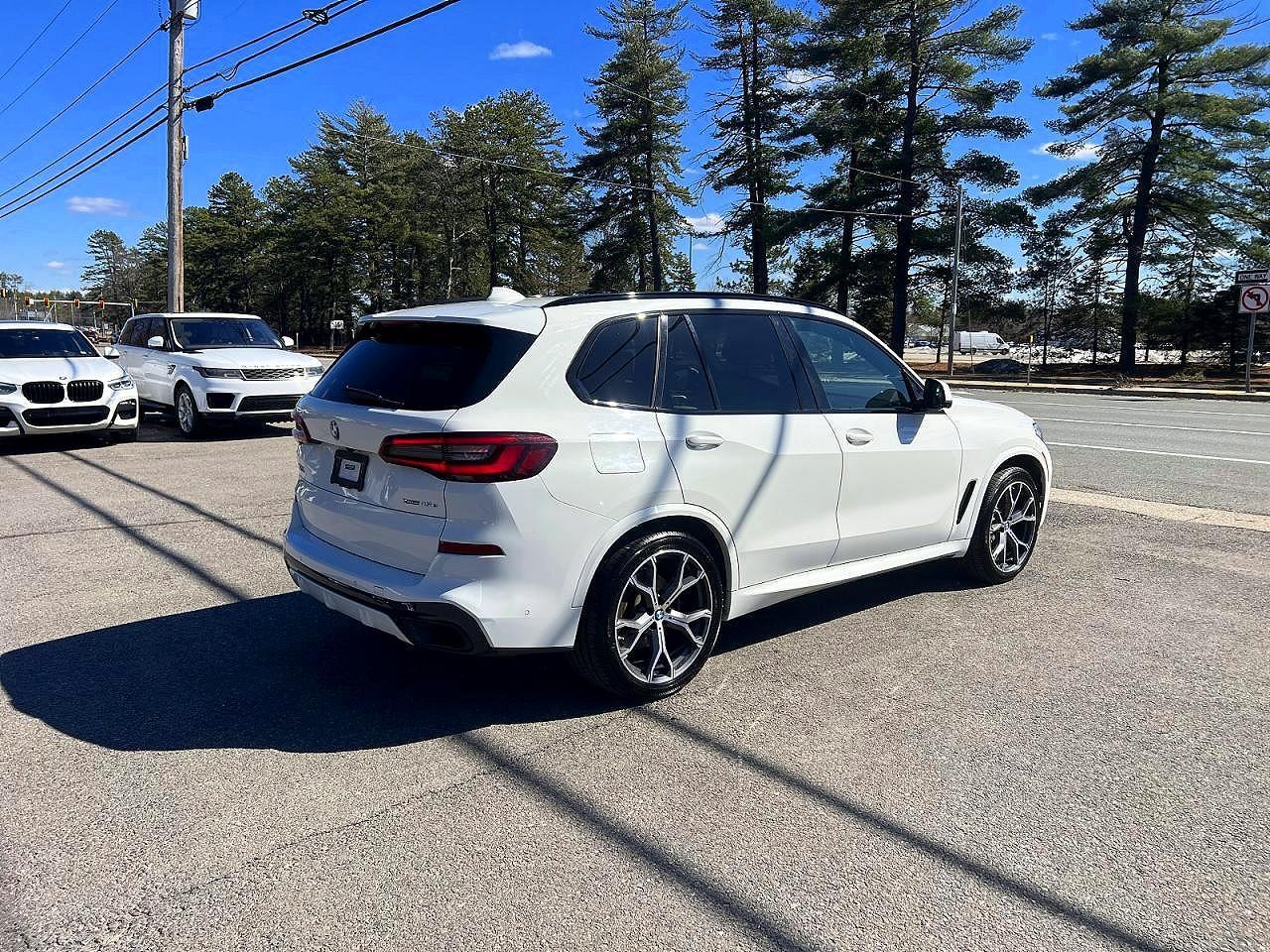 2021 BMW X5 xDrive45E - Фото 4