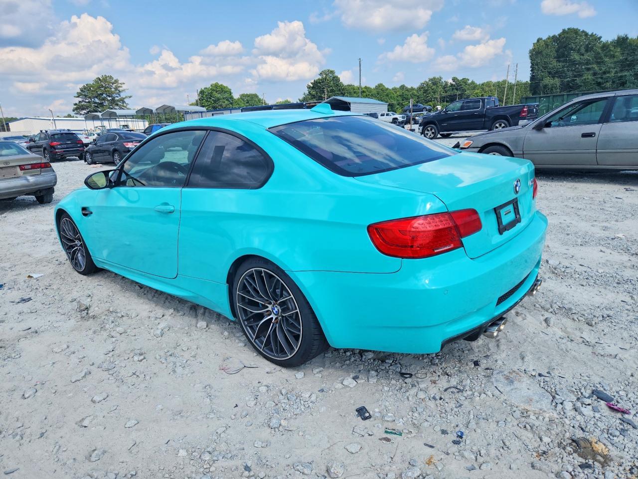 2011 BMW M3 - Image 2