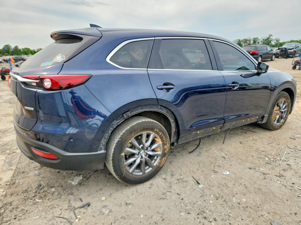 2023 Mazda Cx-9 Touring - Image 3
