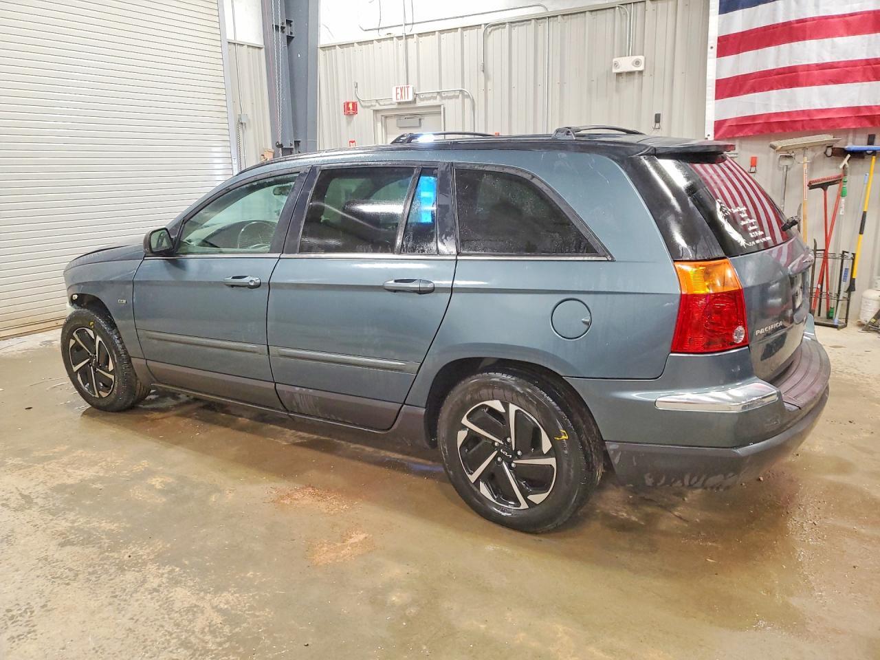 2004 Chrysler Pacifica - Фото 2