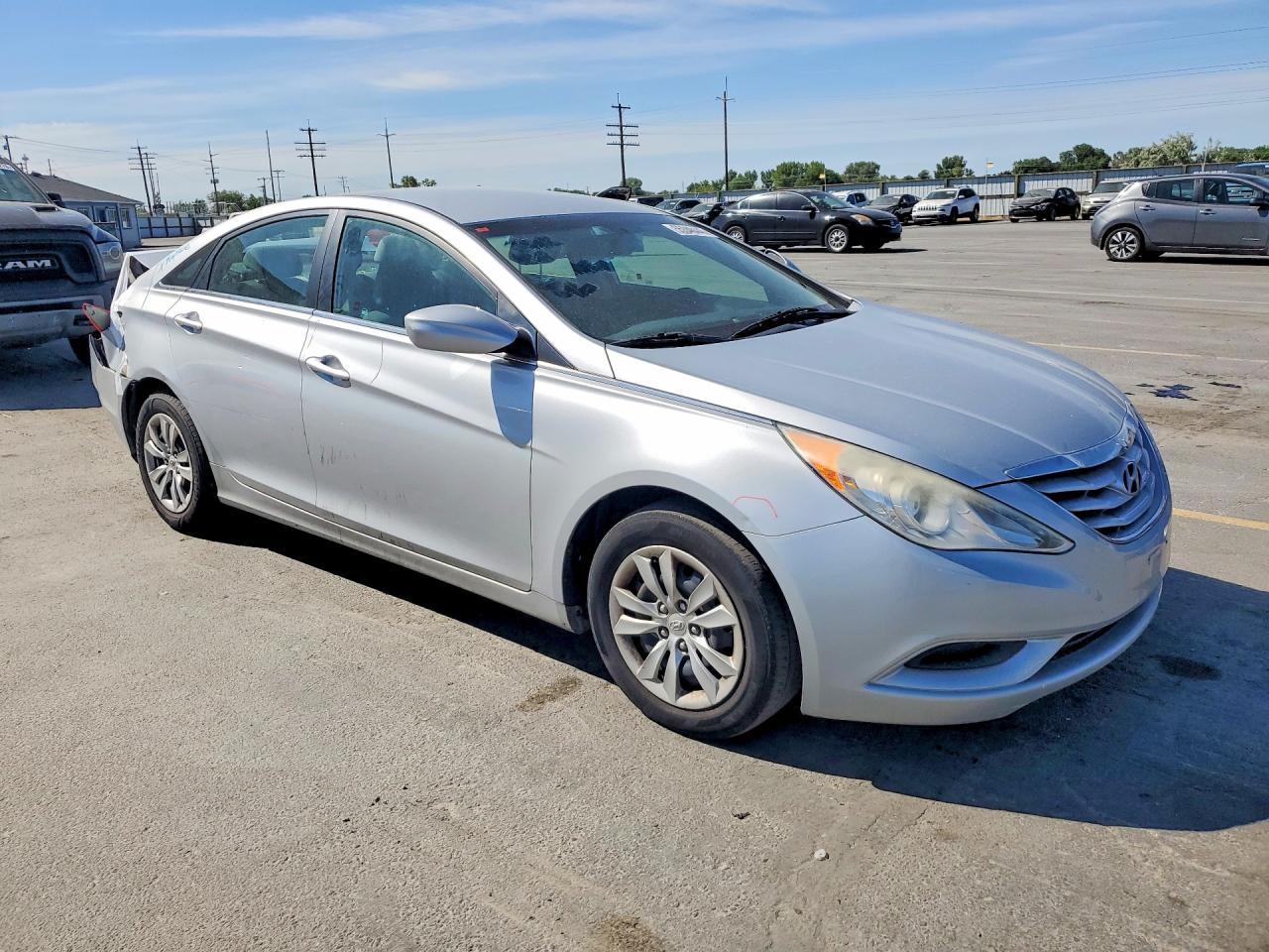 2012 Hyundai Sonata Gls - Image 4