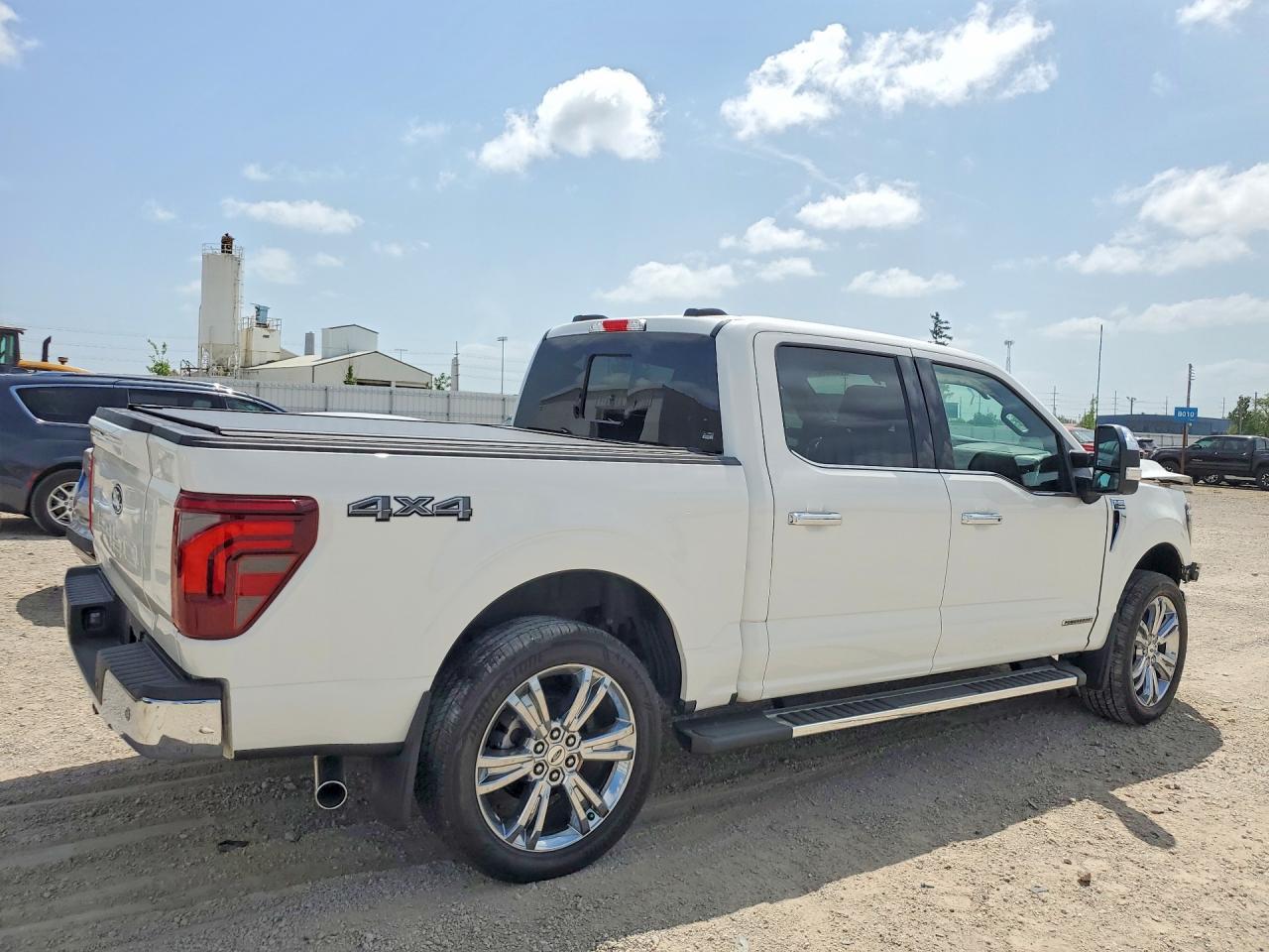 2025 Ford F150 Lariat - Фото 3