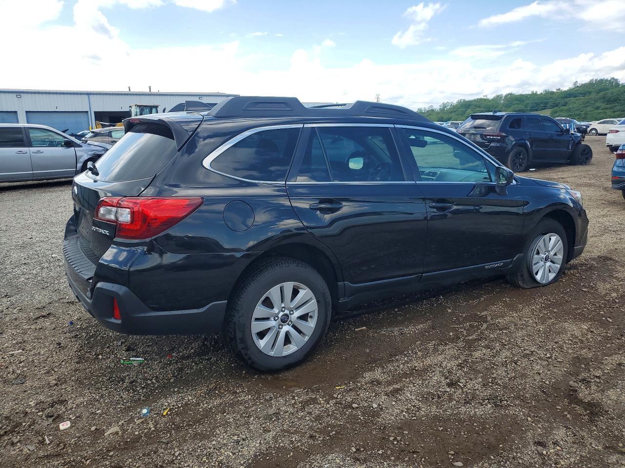 2018 Subaru Outback 2.5I Premium - Фото 3