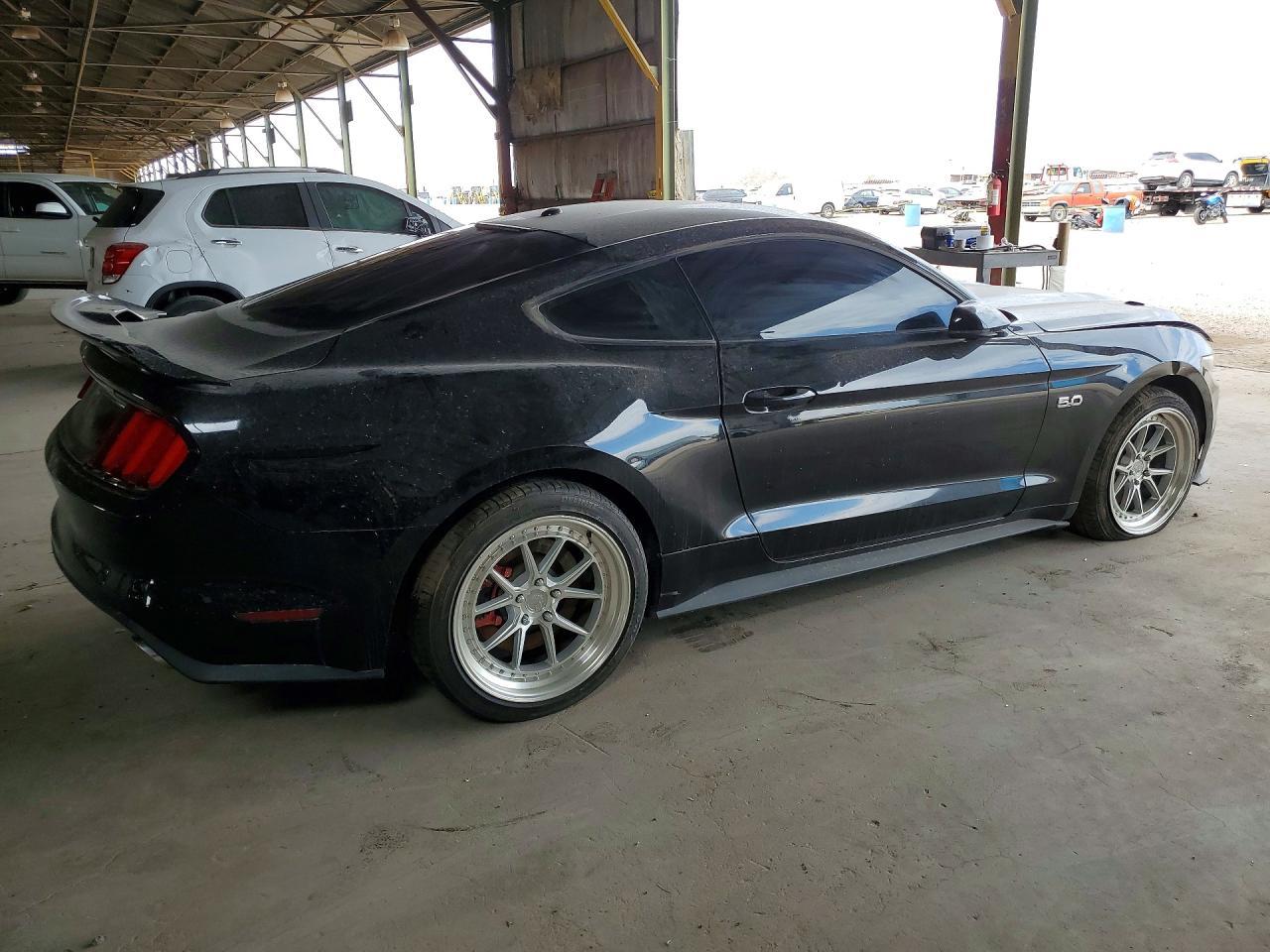 2016 Ford Mustang Gt - Фото 3