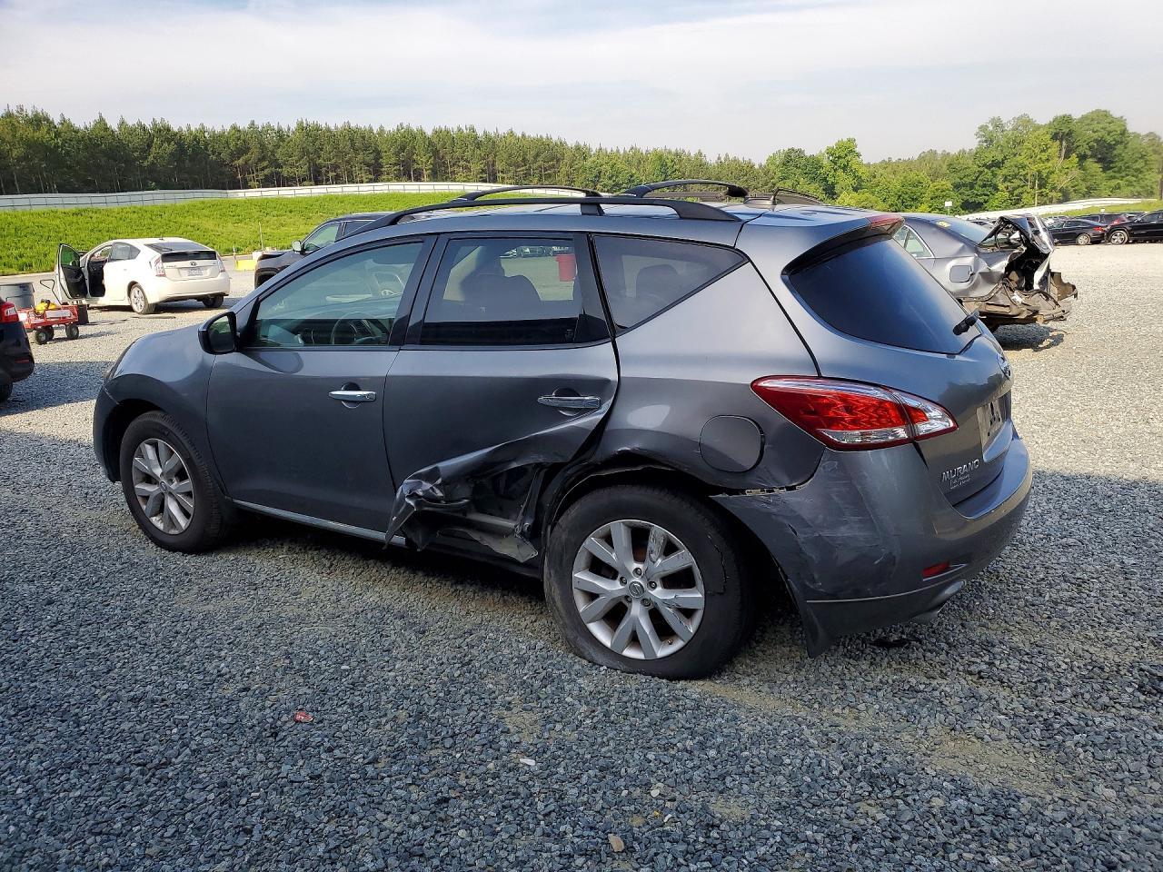 2013 Nissan Murano S - Фото 2