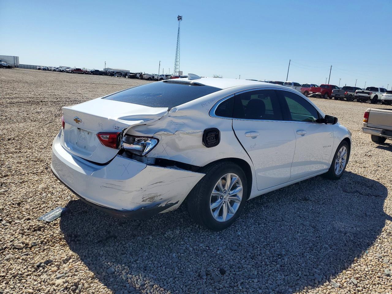 2023 Chevrolet Malibu Lt - Фото 3