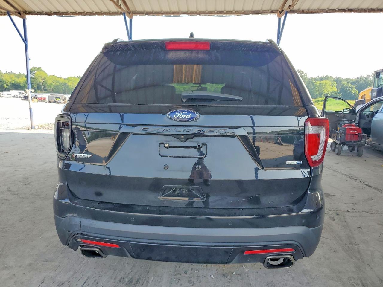 2017 Ford Explorer Sport - Image 6
