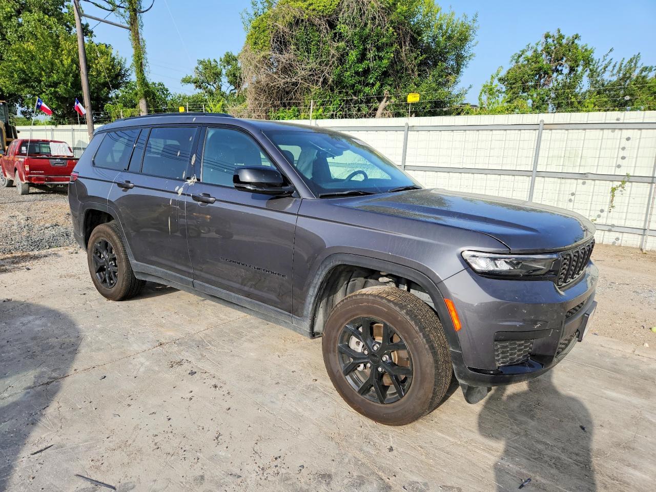 2025 Jeep Grand Cherokee L Laredo - Фото 4