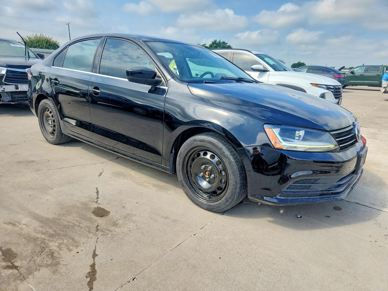 2017 Volkswagen Jetta S - Фото 4
