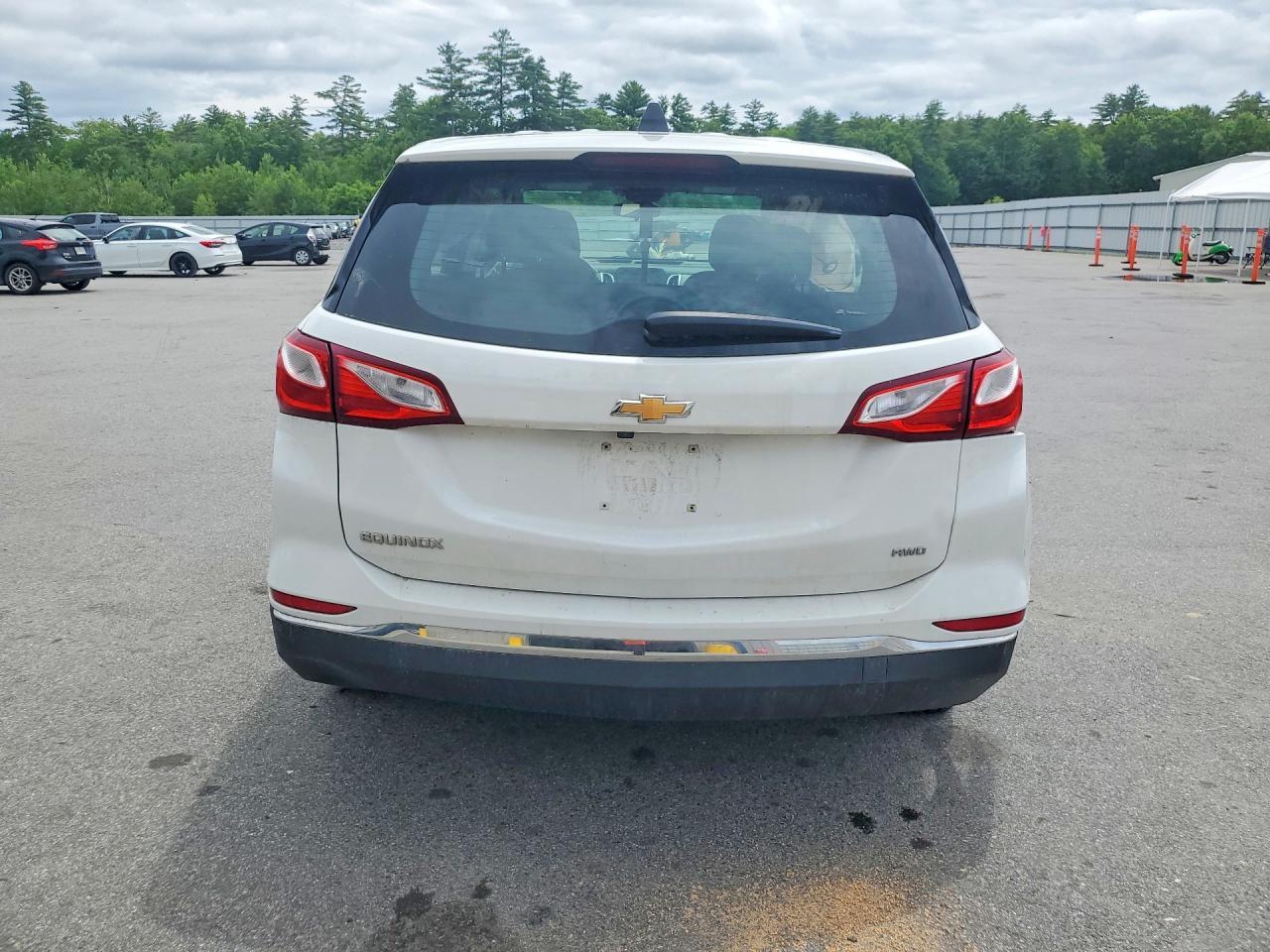 2018 Chevrolet Equinox Ls - Фото 6