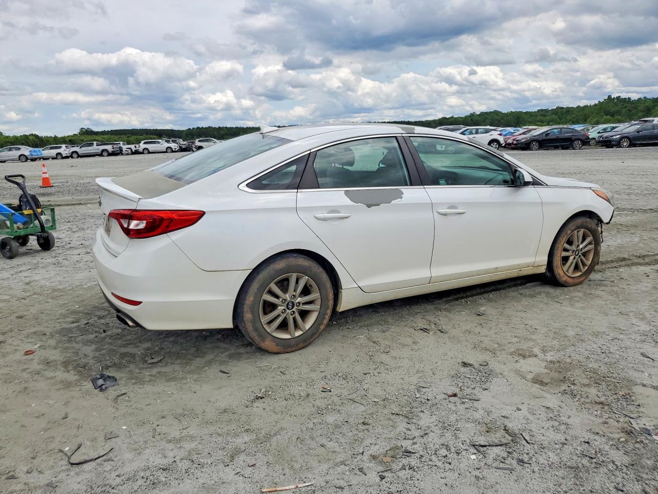 2017 Hyundai Sonata Se - Фото 3