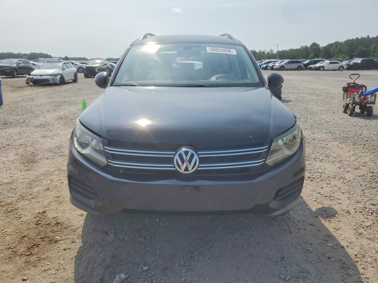 2017 Volkswagen Tiguan S - Image 5