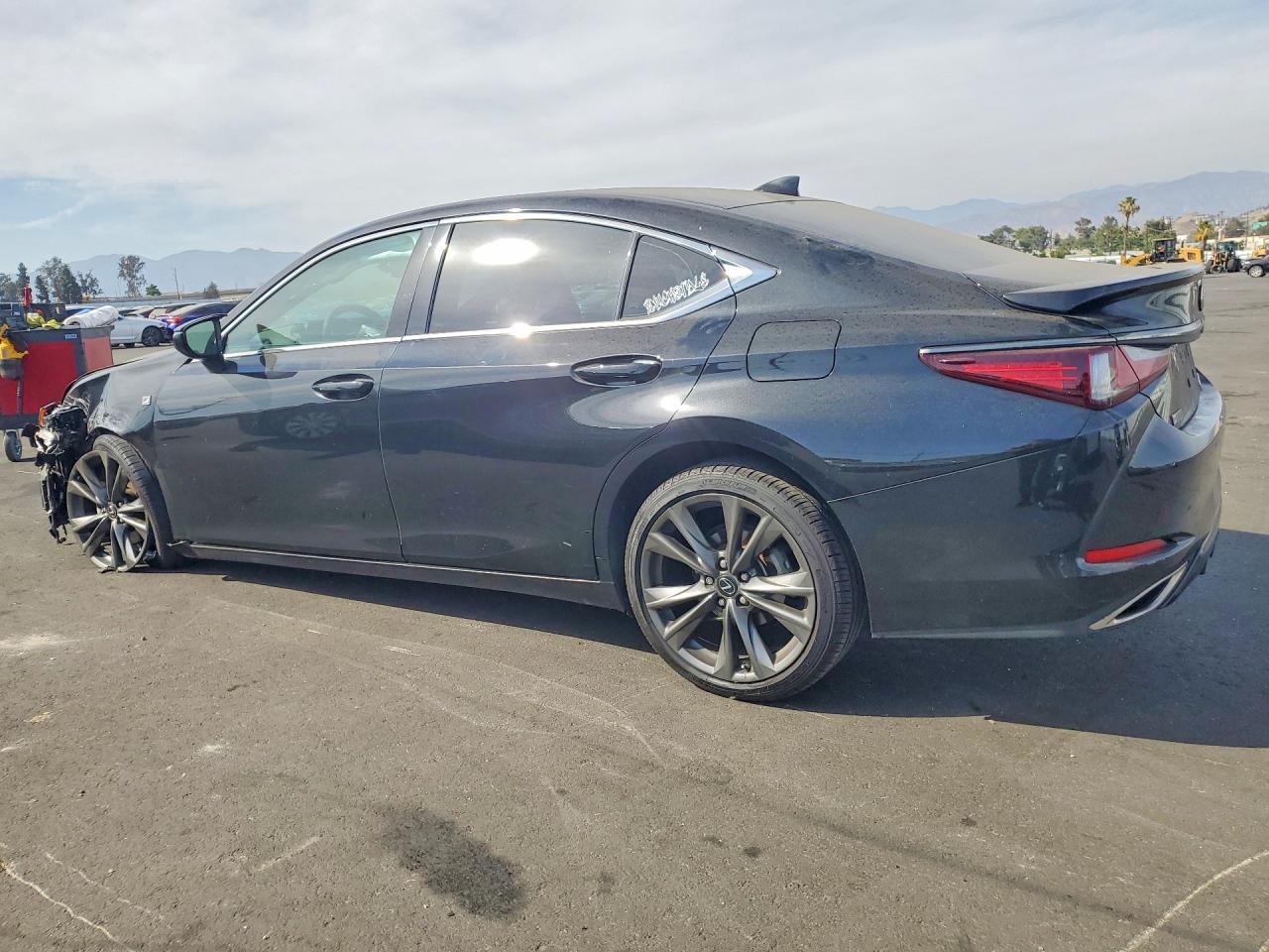 2021 Lexus Es 350 F Sport - Фото 2