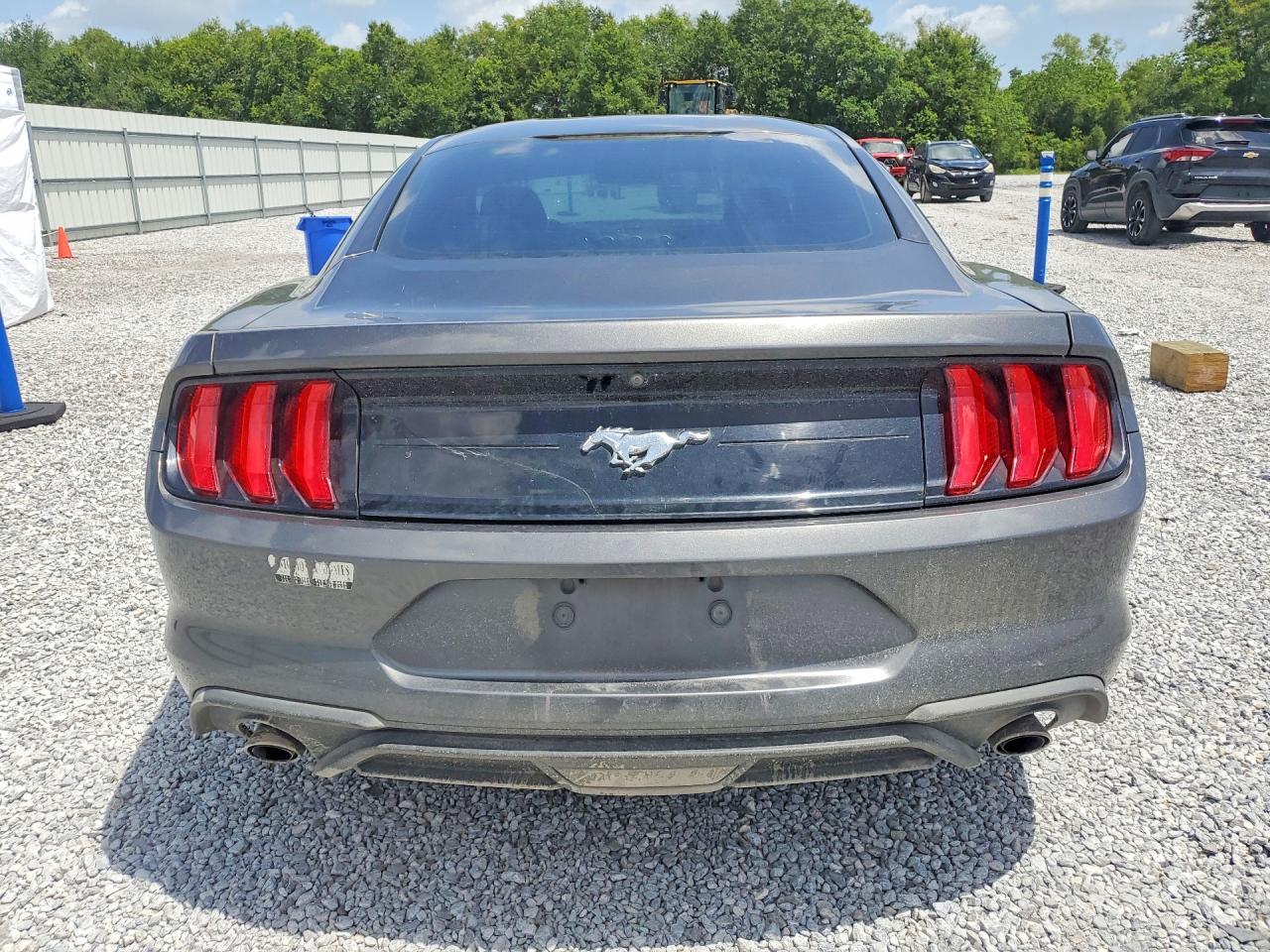 2018 Ford Mustang - Image 6