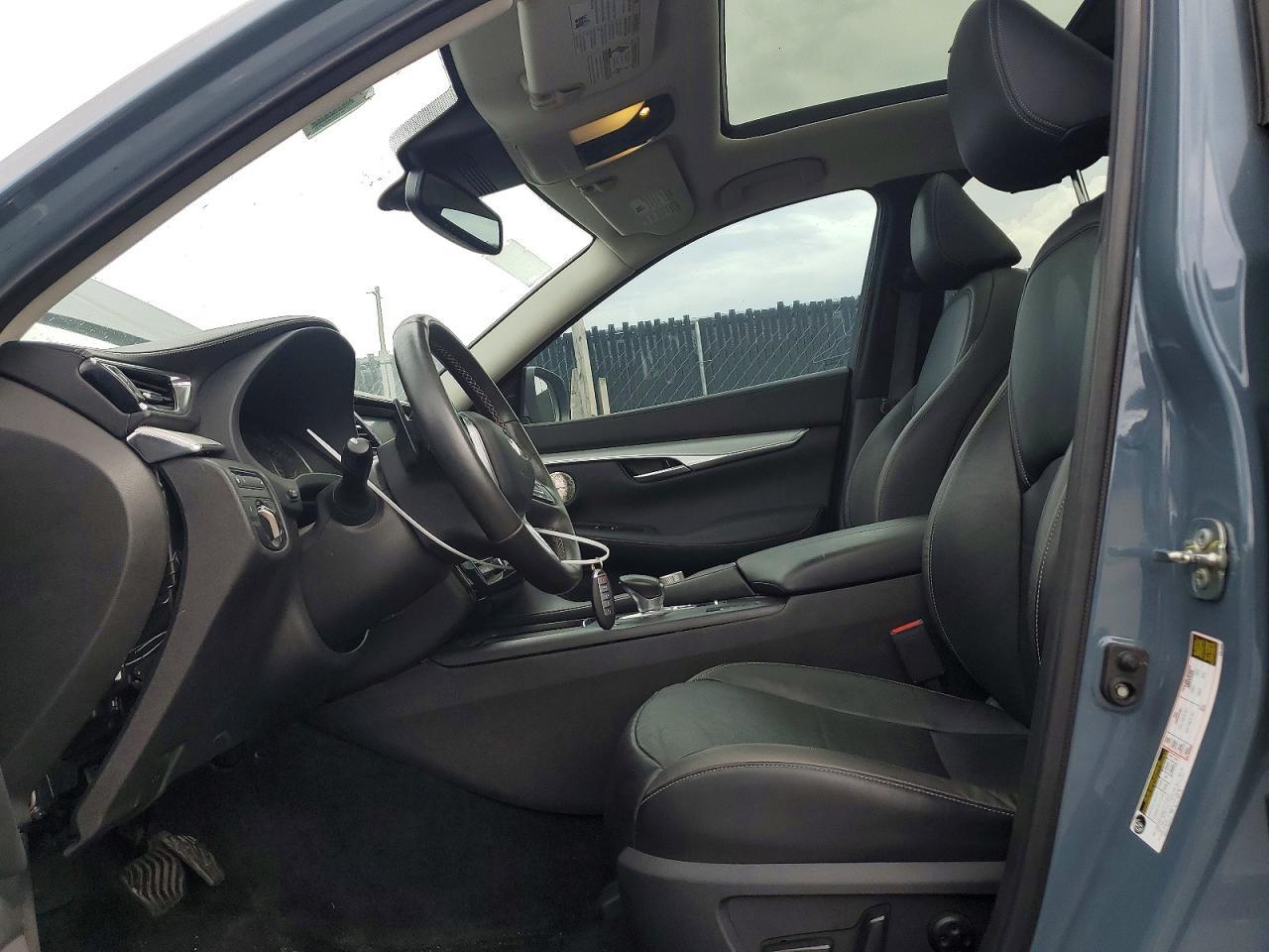 2022 Infiniti Qx50 Essential - Image 7