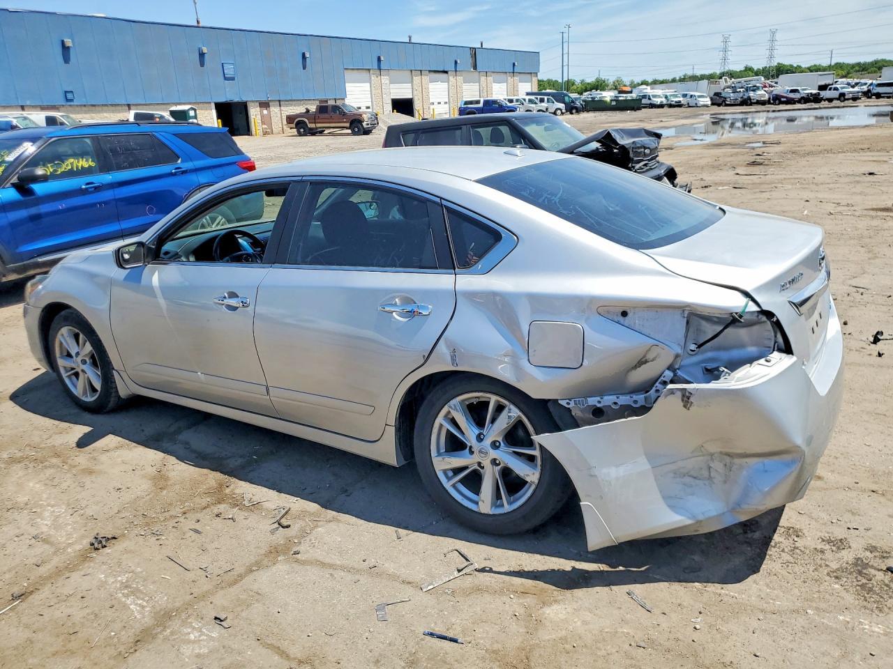 2014 Nissan Altima 2.5 - Фото 2