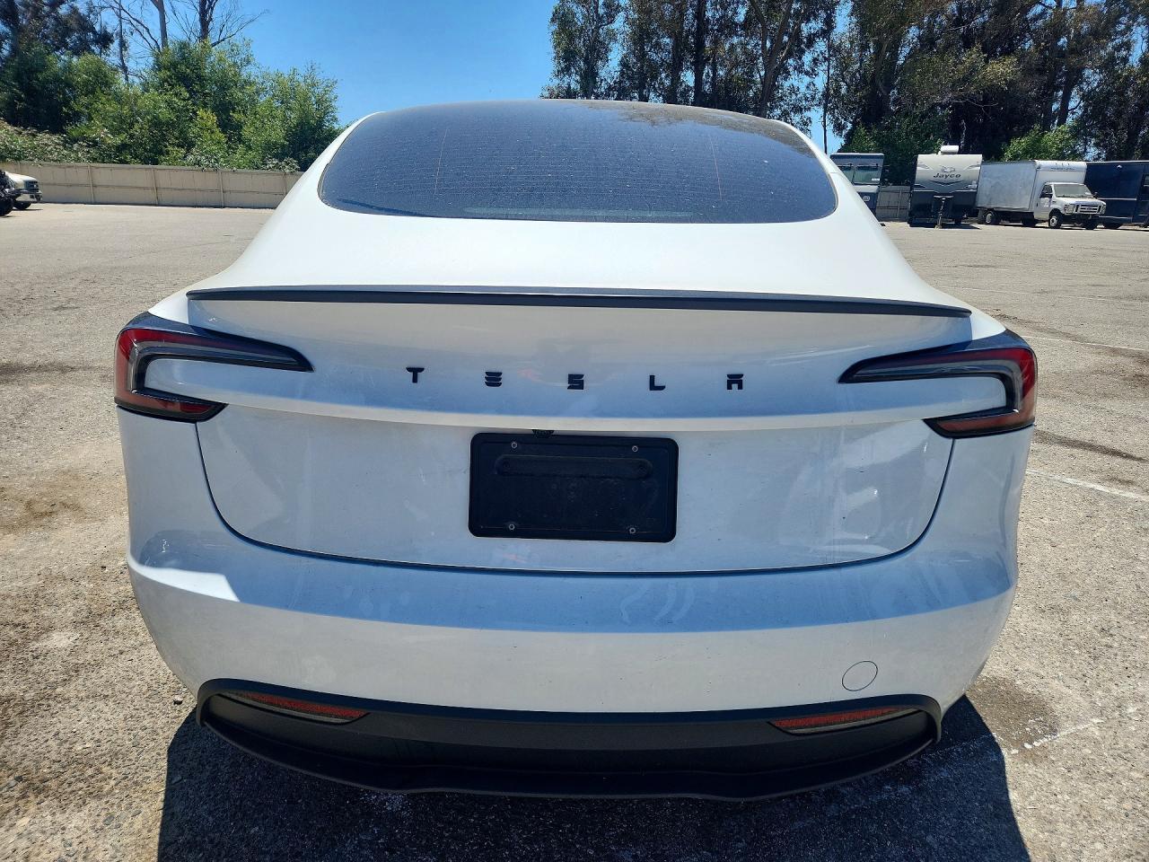 2025 Tesla Model 3 - Image 6