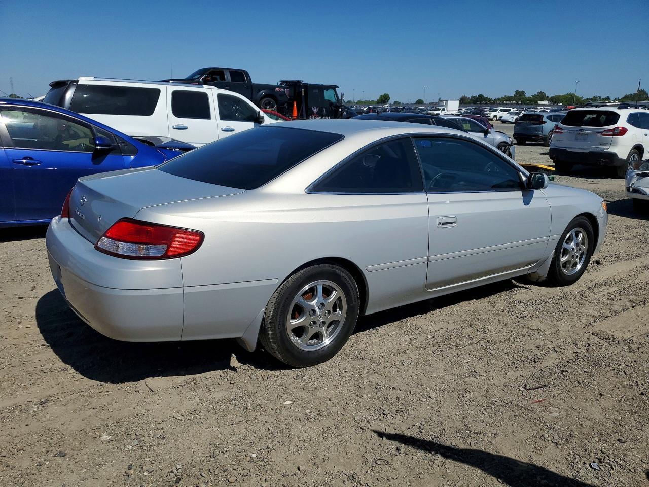 2000 Toyota Camry Solara Se - Фото 3