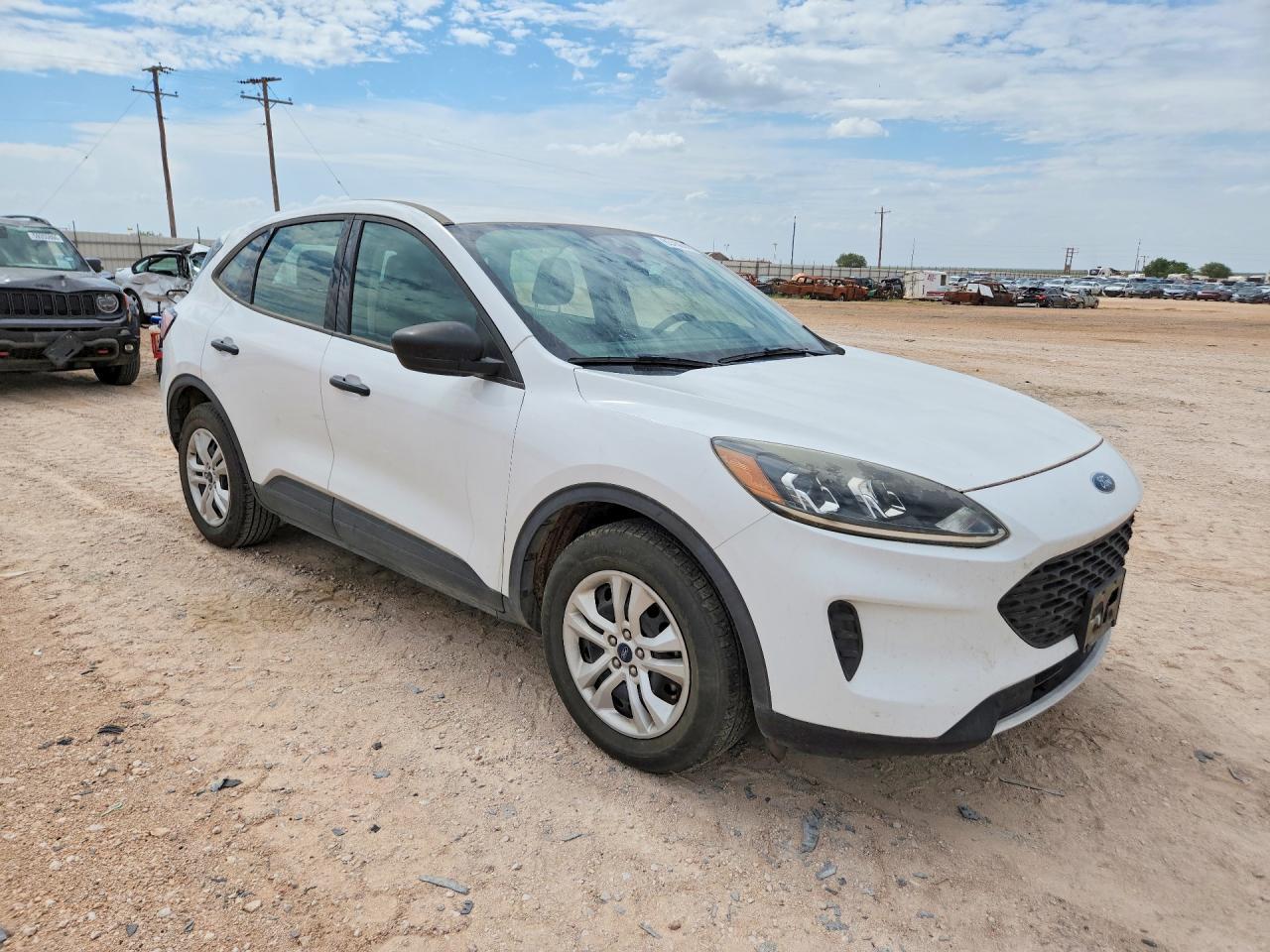 2020 Ford Escape S - Image 4