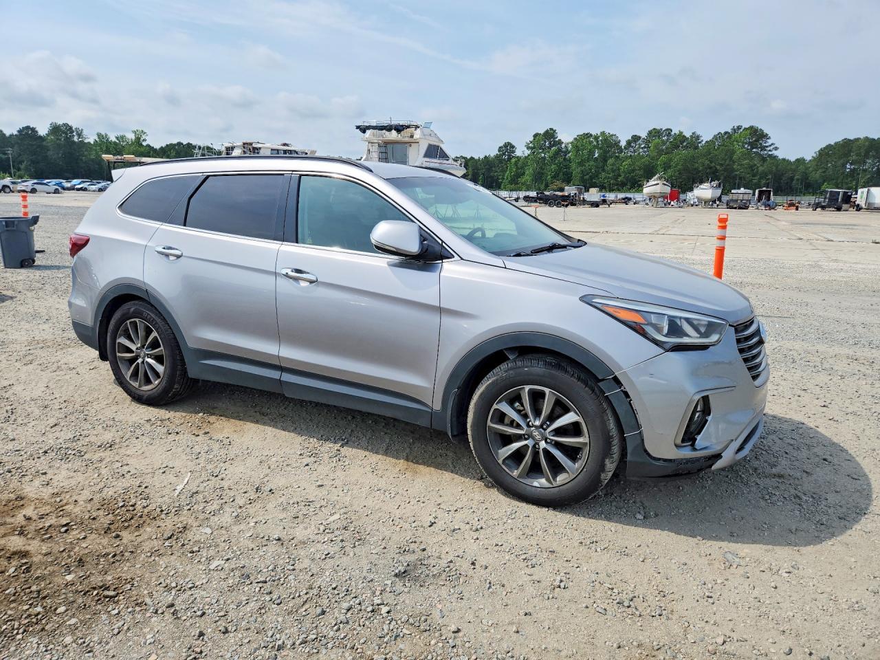 2018 Hyundai Santa Fe Se - Image 4