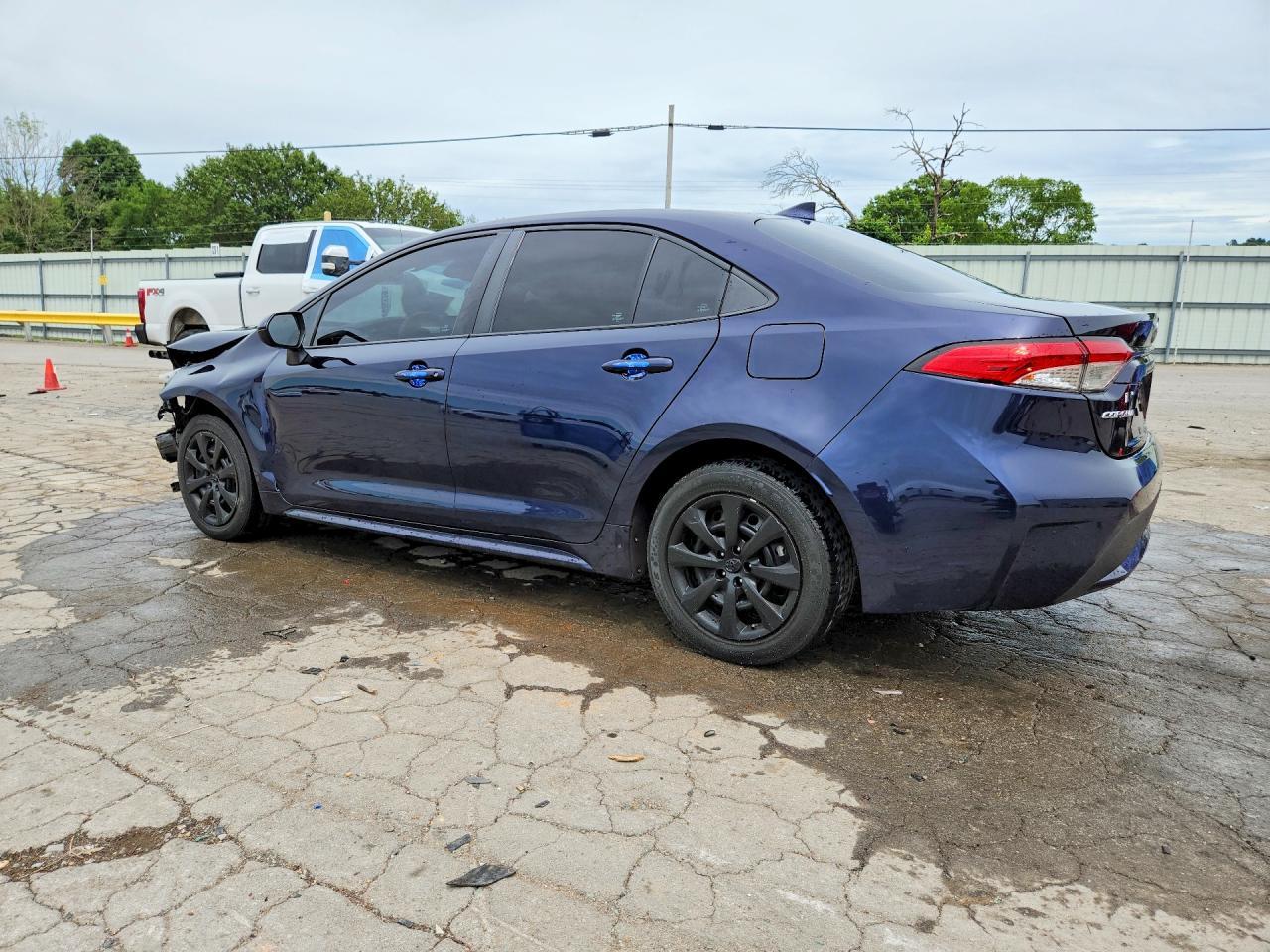 2022 Toyota Corolla Le - Фото 2