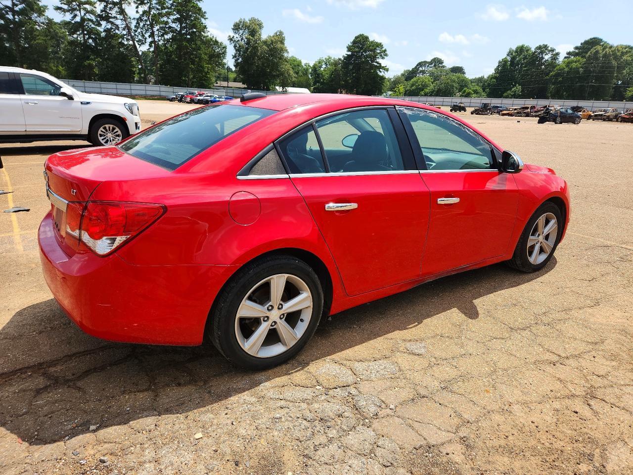 2016 Chevrolet Cruze Limited Lt - Image 3