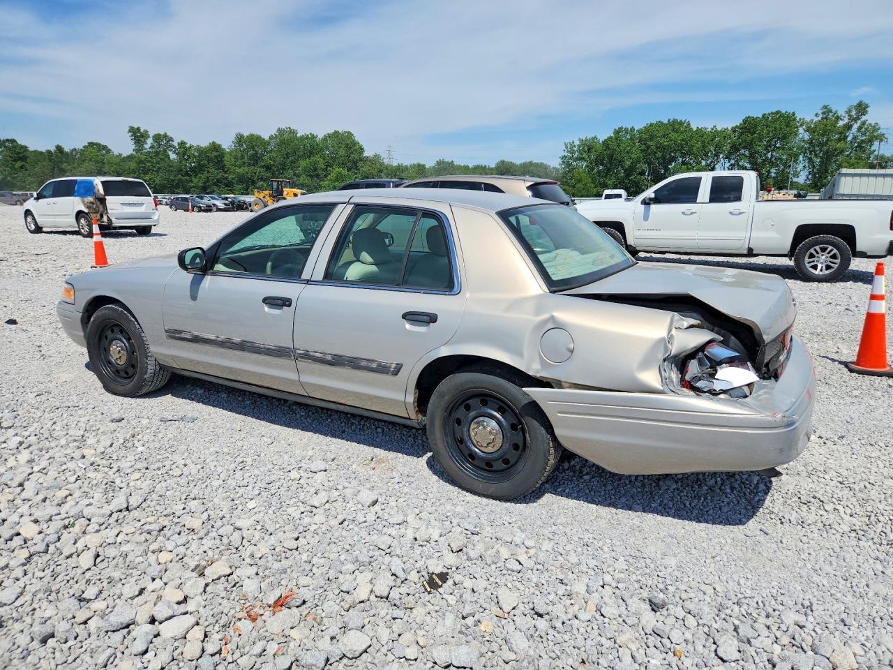2009 Ford Crown Victoria Police Interceptor - Фото 2