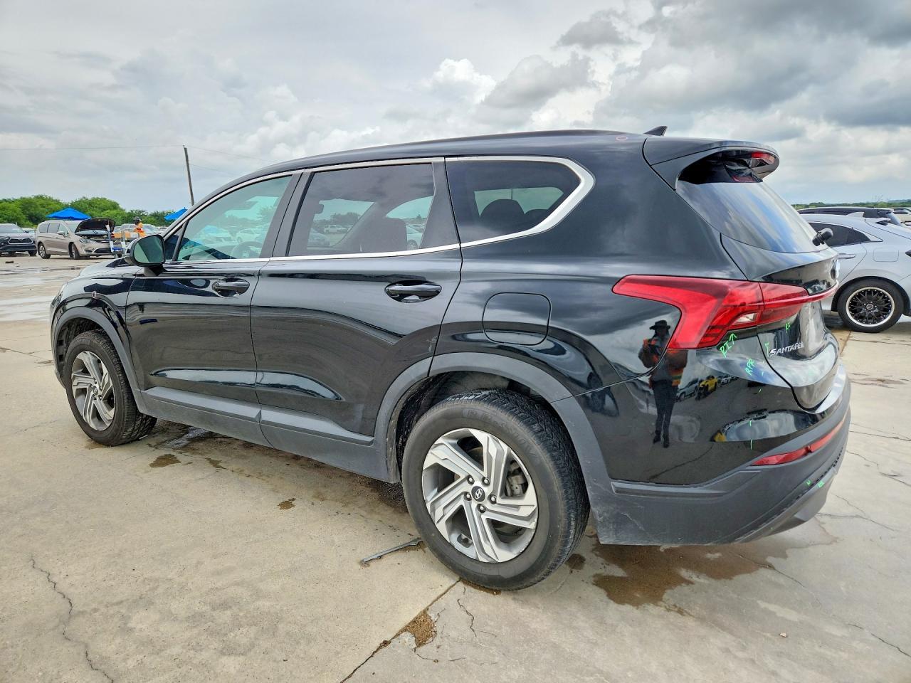 2021 Hyundai Santa Fe Se - Фото 2