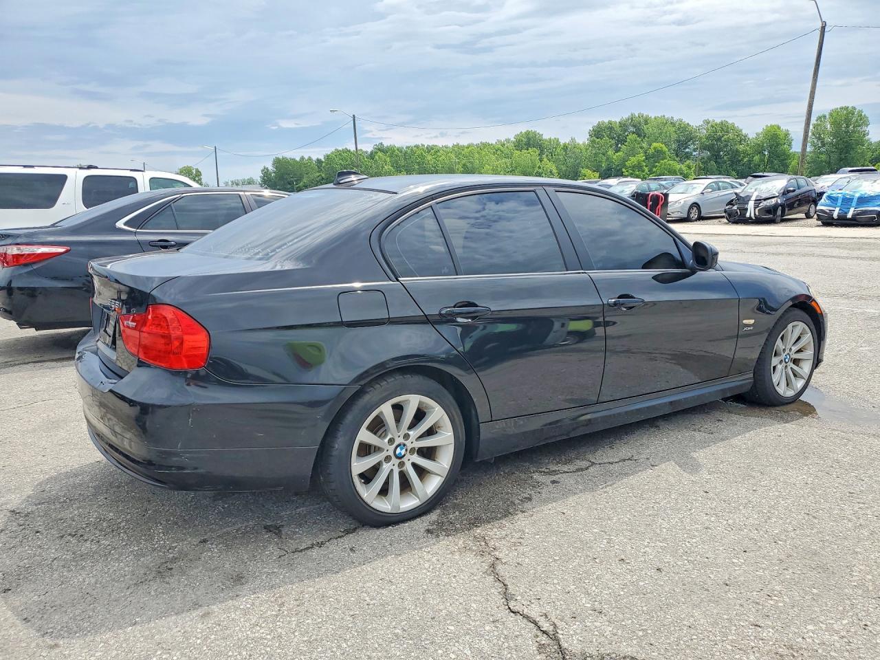 2011 BMW 328 Xi Sulev - Фото 3