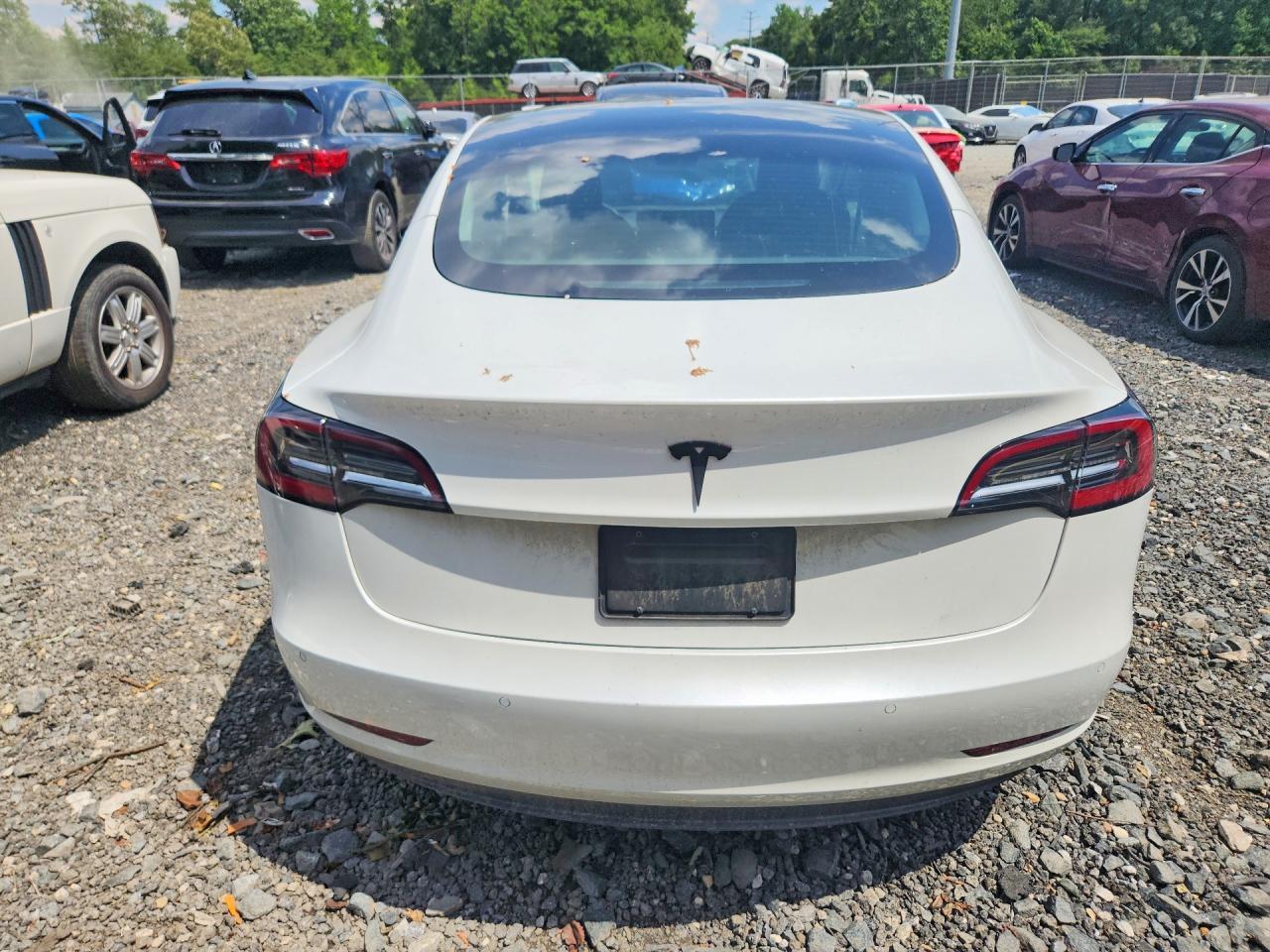 2021 Tesla Model 3 - Фото 6