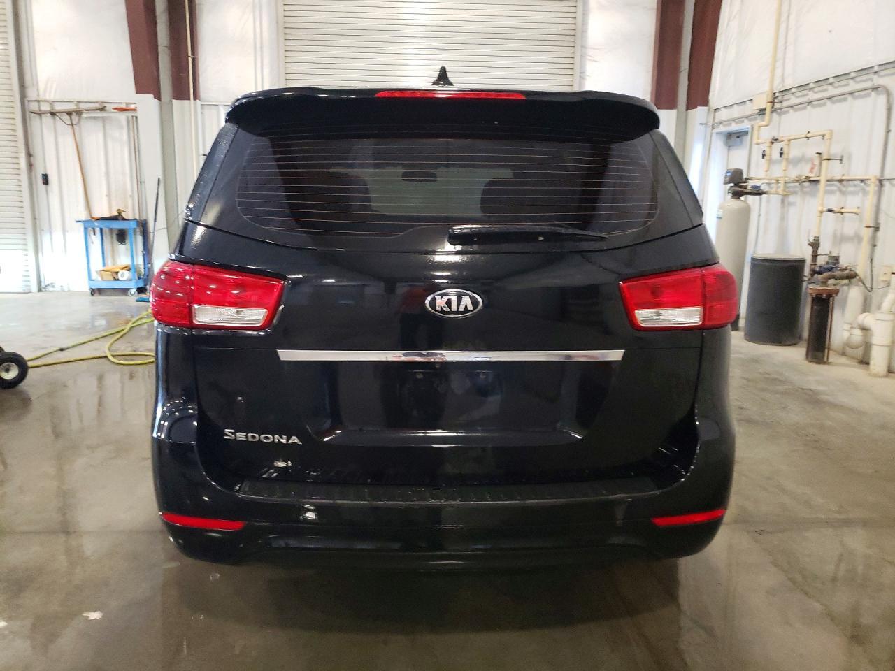 2018 Kia Sedona L - Фото 6