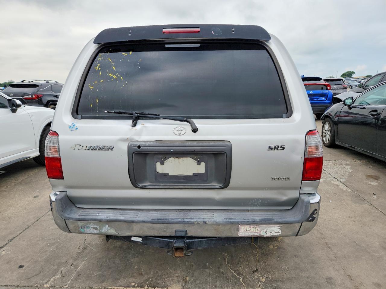 2000 Toyota 4Runner Sr5 - Image 6