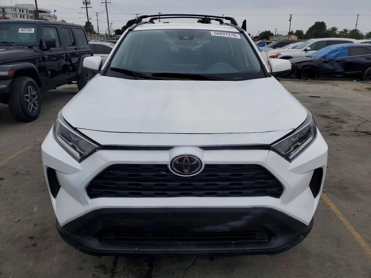 2024 Toyota Rav4 Xle - Image 5