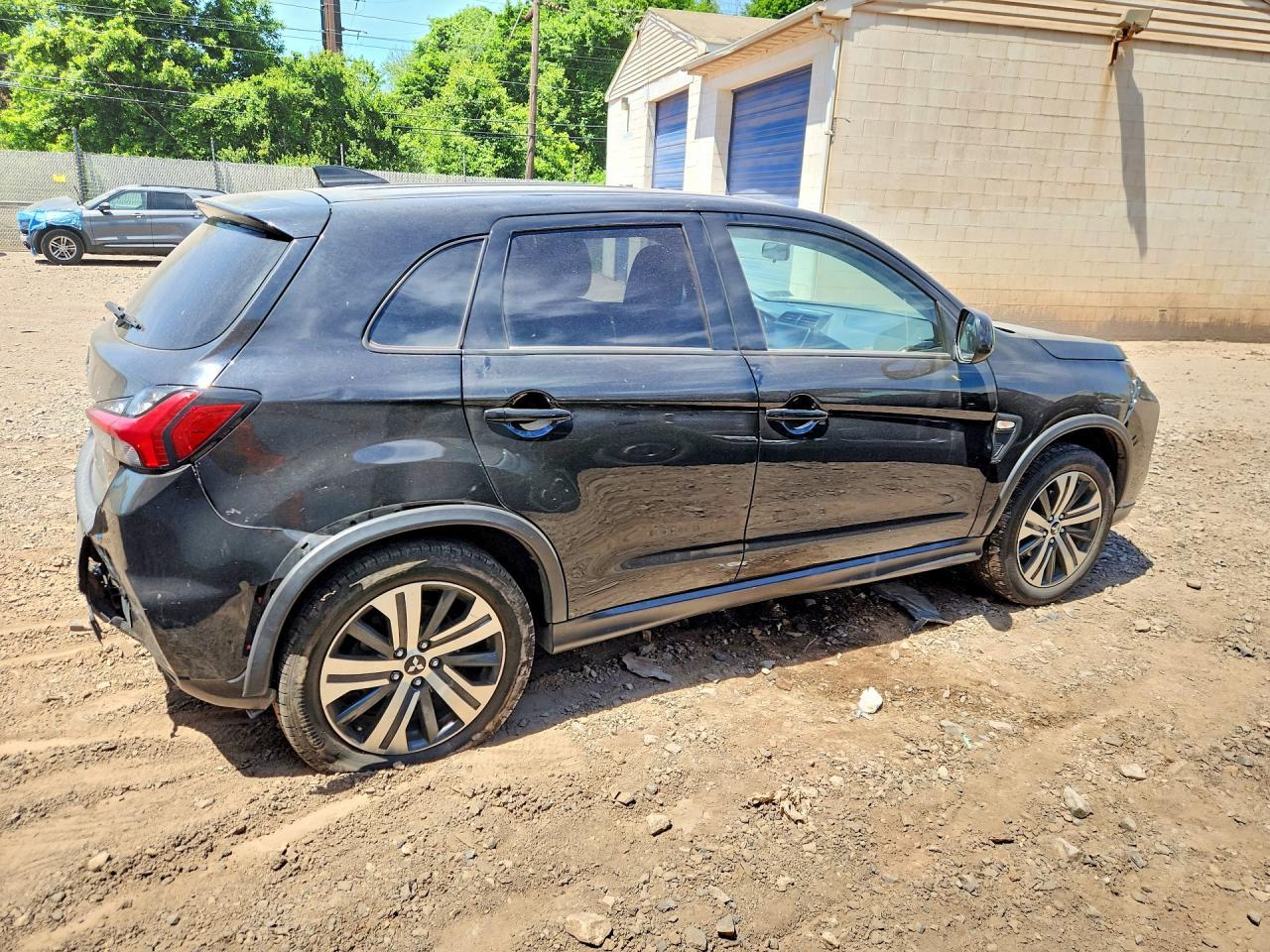 2020 Mitsubishi Outlander Sport Es - Image 3