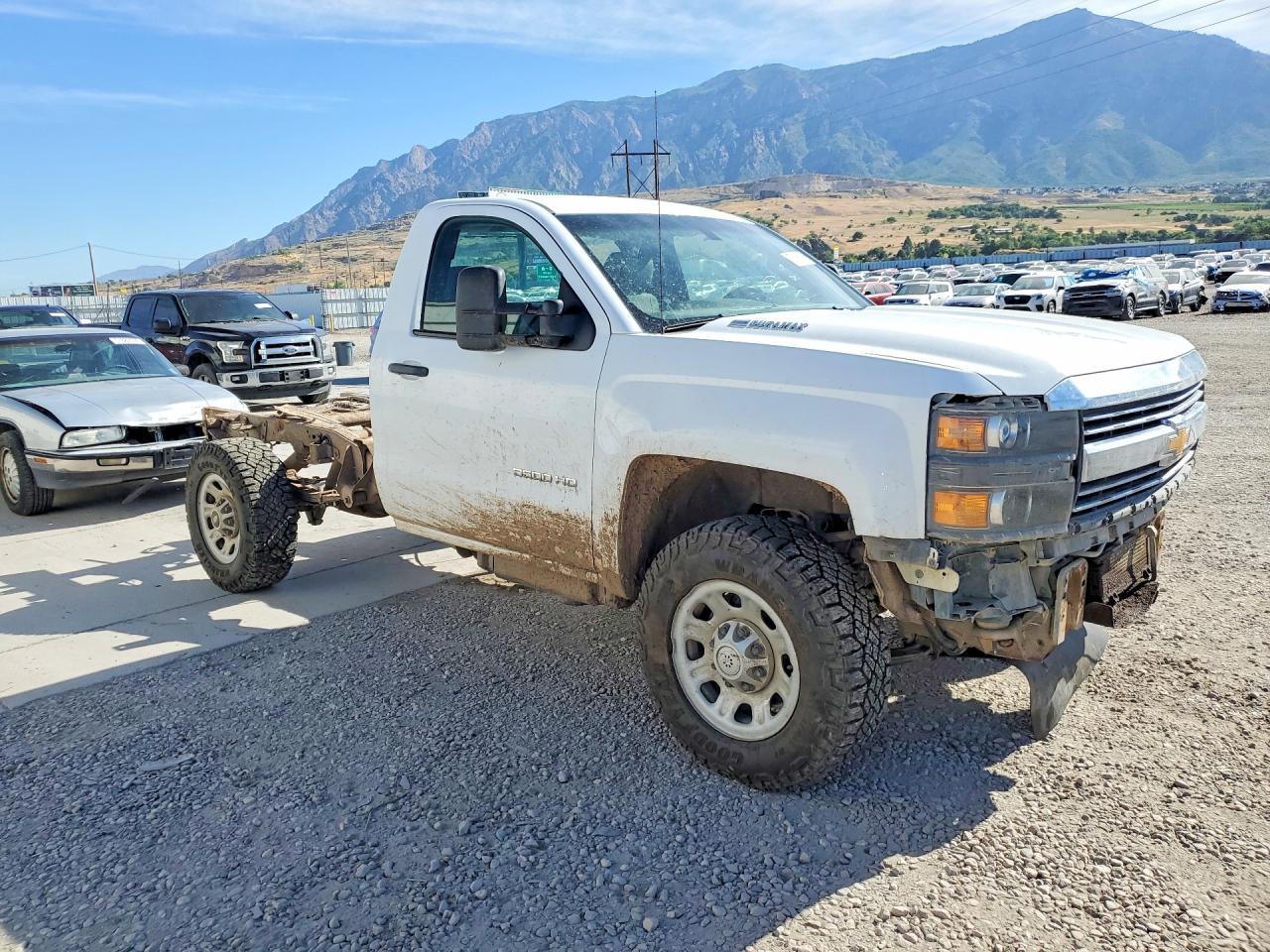 2016 Chevrolet Silverado K3500 - Фото 4