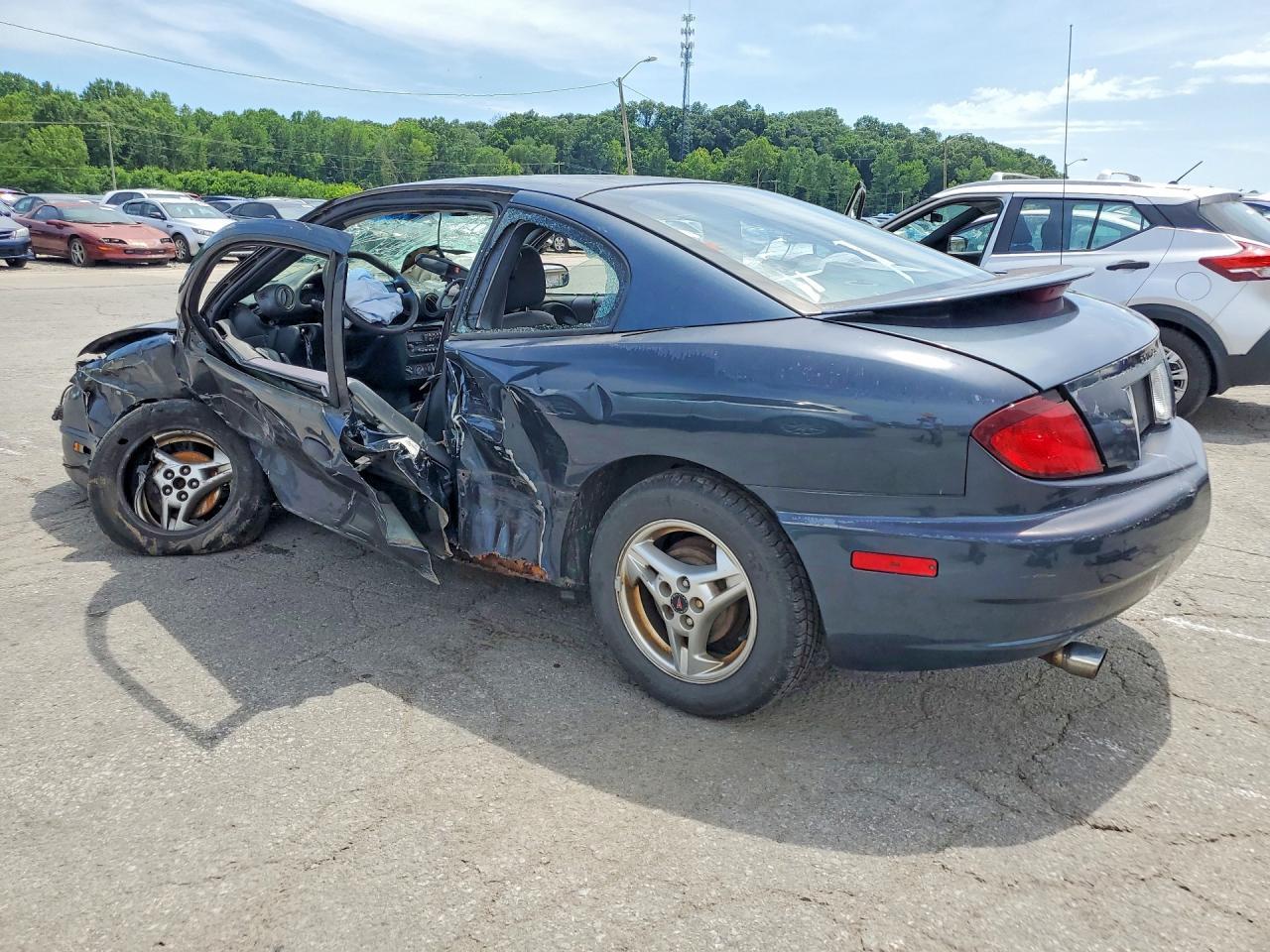 2005 Pontiac Sunfire - Фото 2