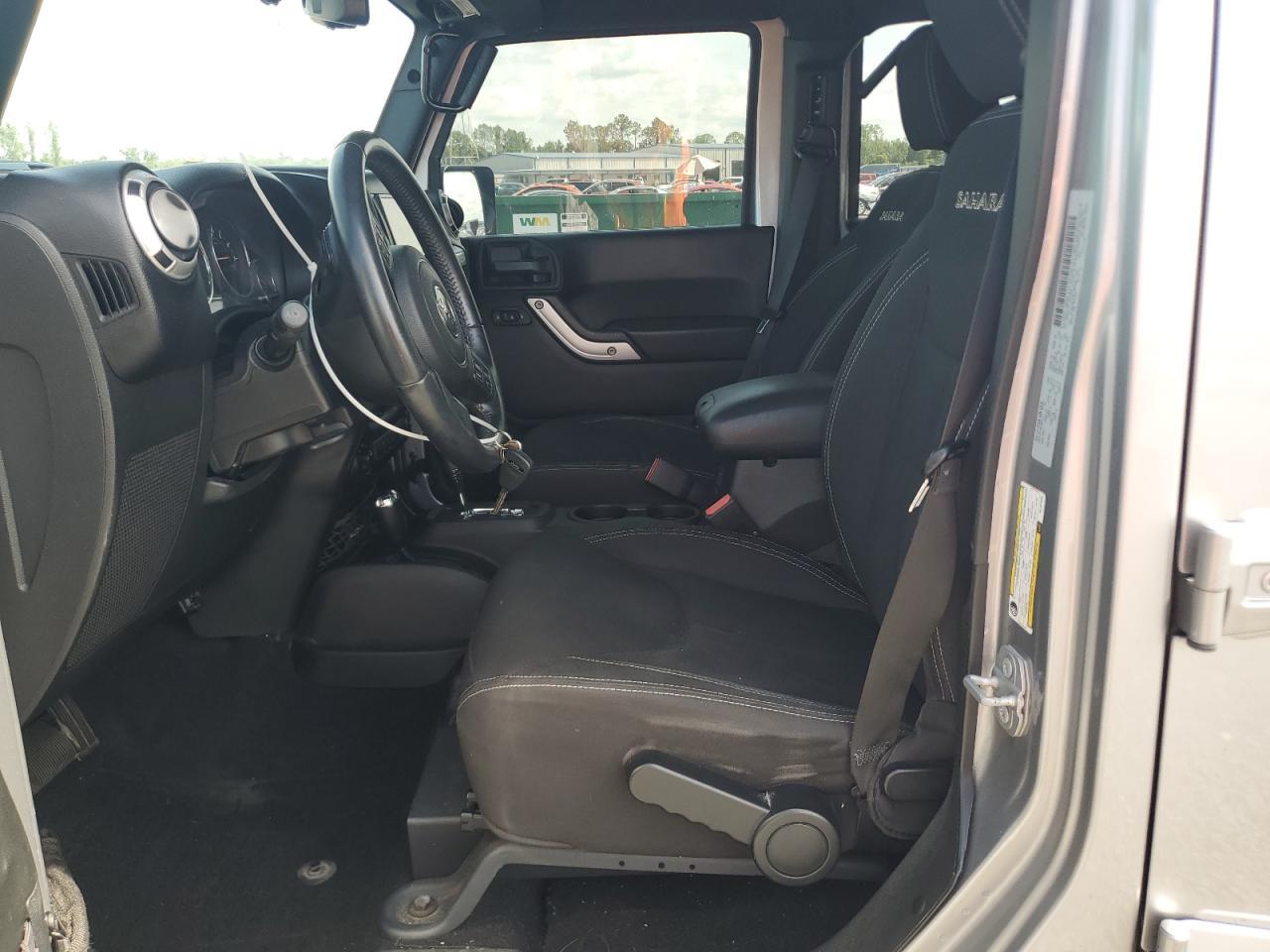 2016 Jeep Wrangler Unlimited Sahara - Фото 7