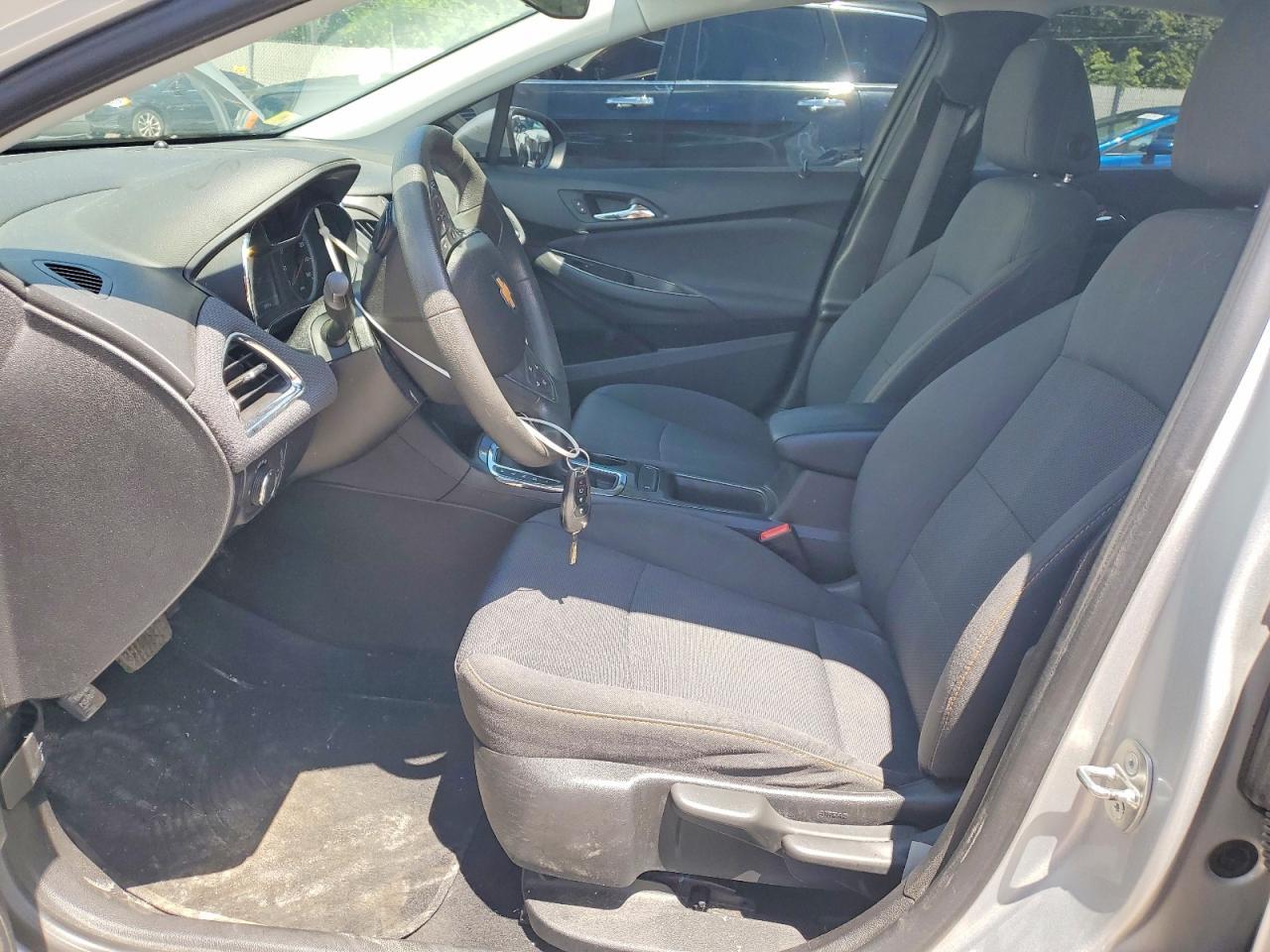 2019 Chevrolet Cruze Ls - Image 7