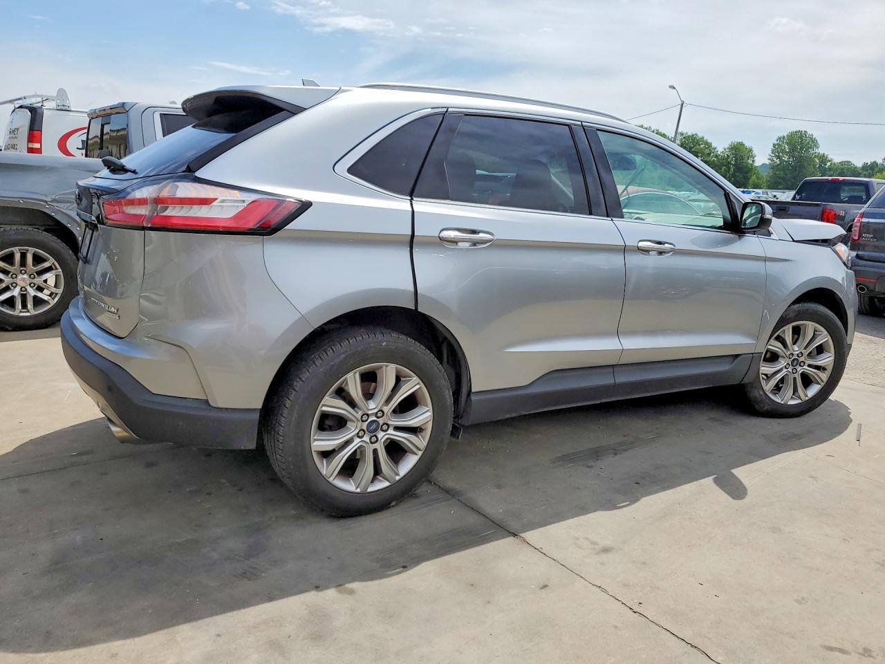 2020 Ford Edge - Фото 3