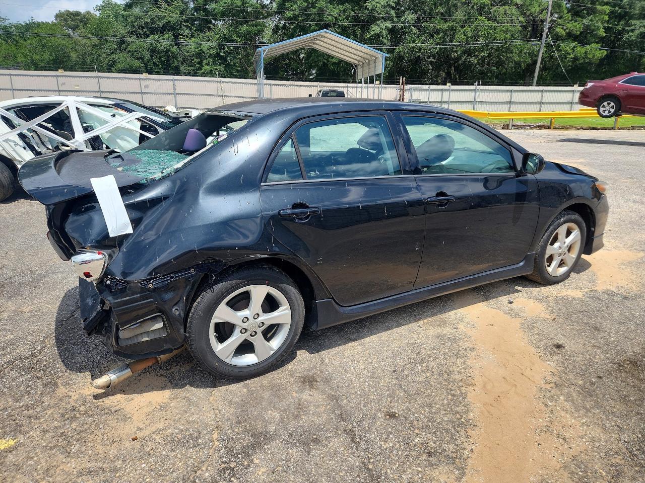 2011 Toyota Corolla - Фото 3