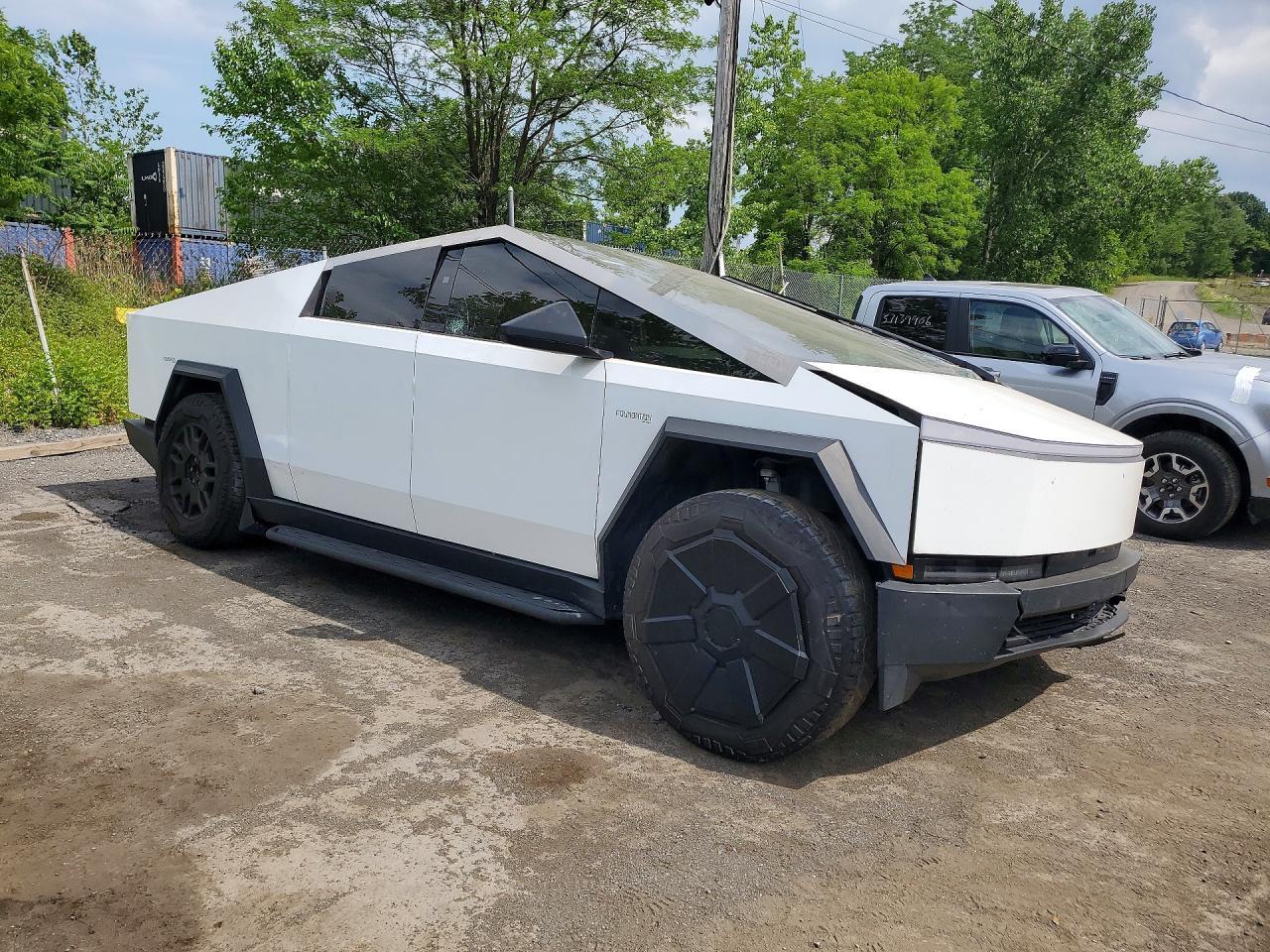 2024 Tesla Cybertruck - Image 4
