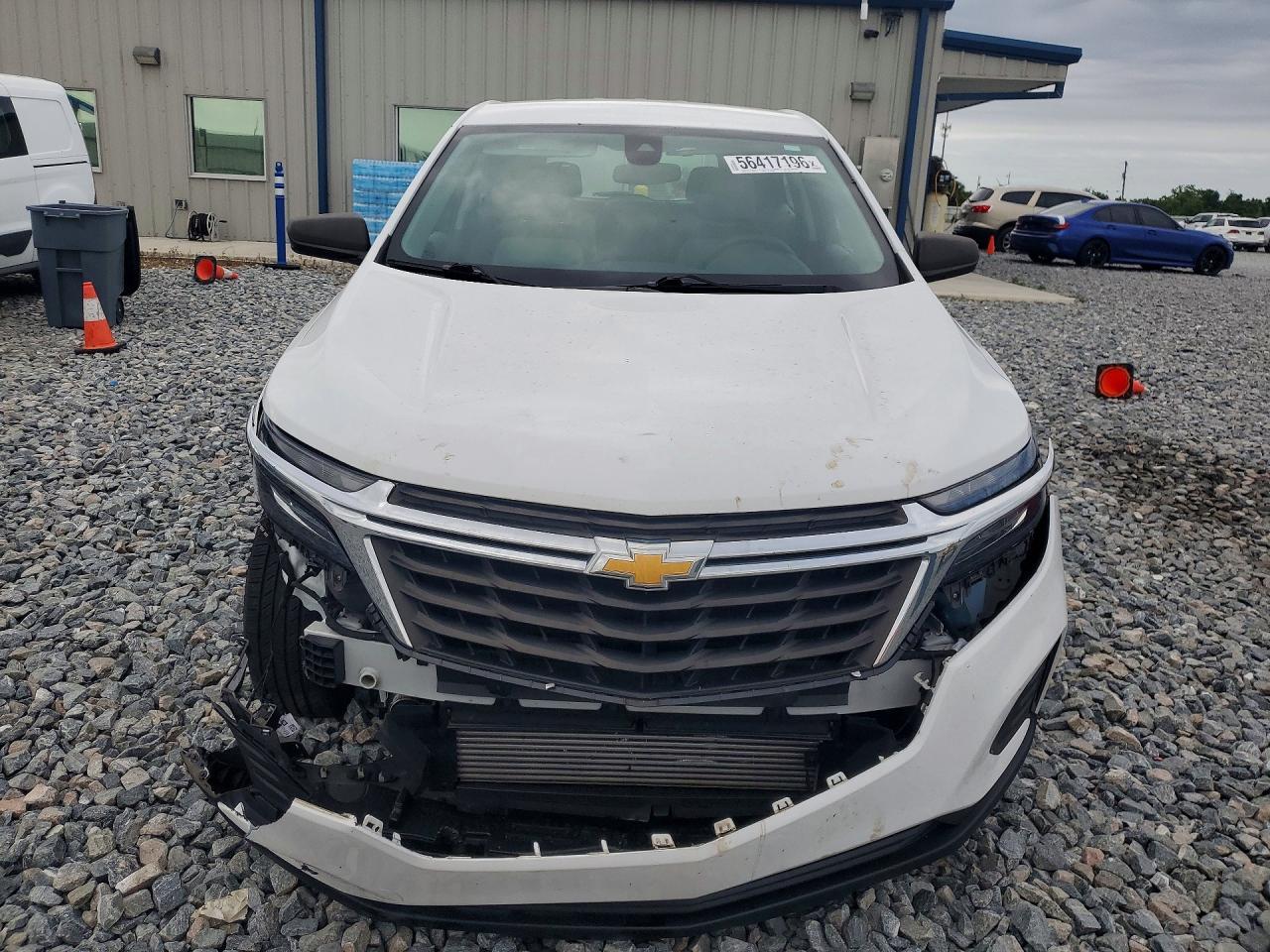 2022 Chevrolet Equinox Ls - Image 5