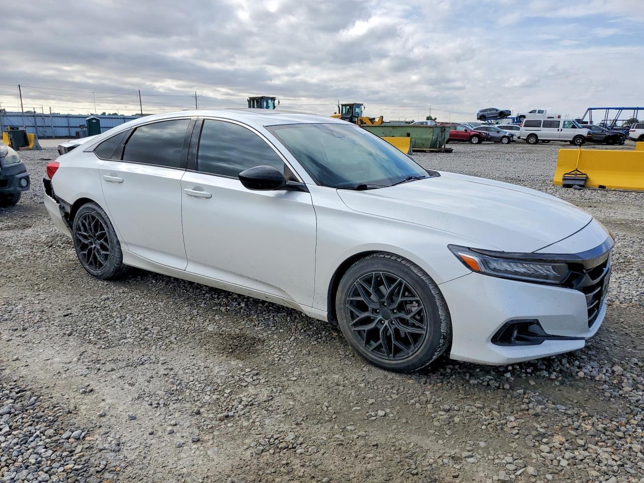 2021 Honda Accord Sport - Фото 4