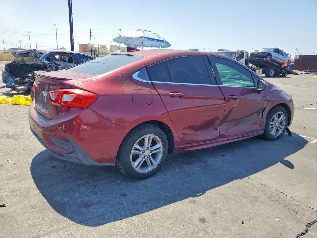 2016 Chevrolet Cruze Lt Auto - Image 3