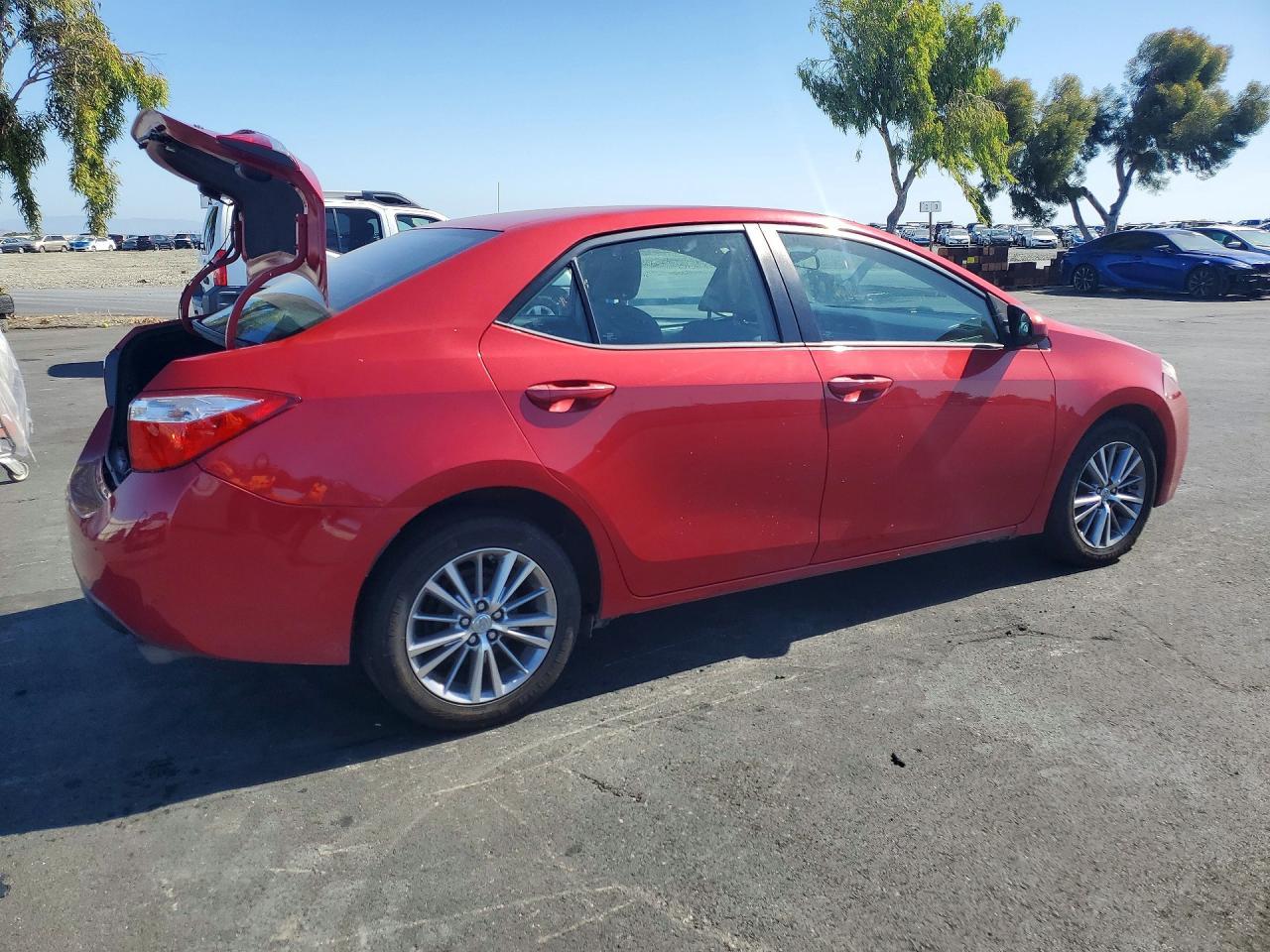 2015 Toyota Corolla Le Plus - Фото 3